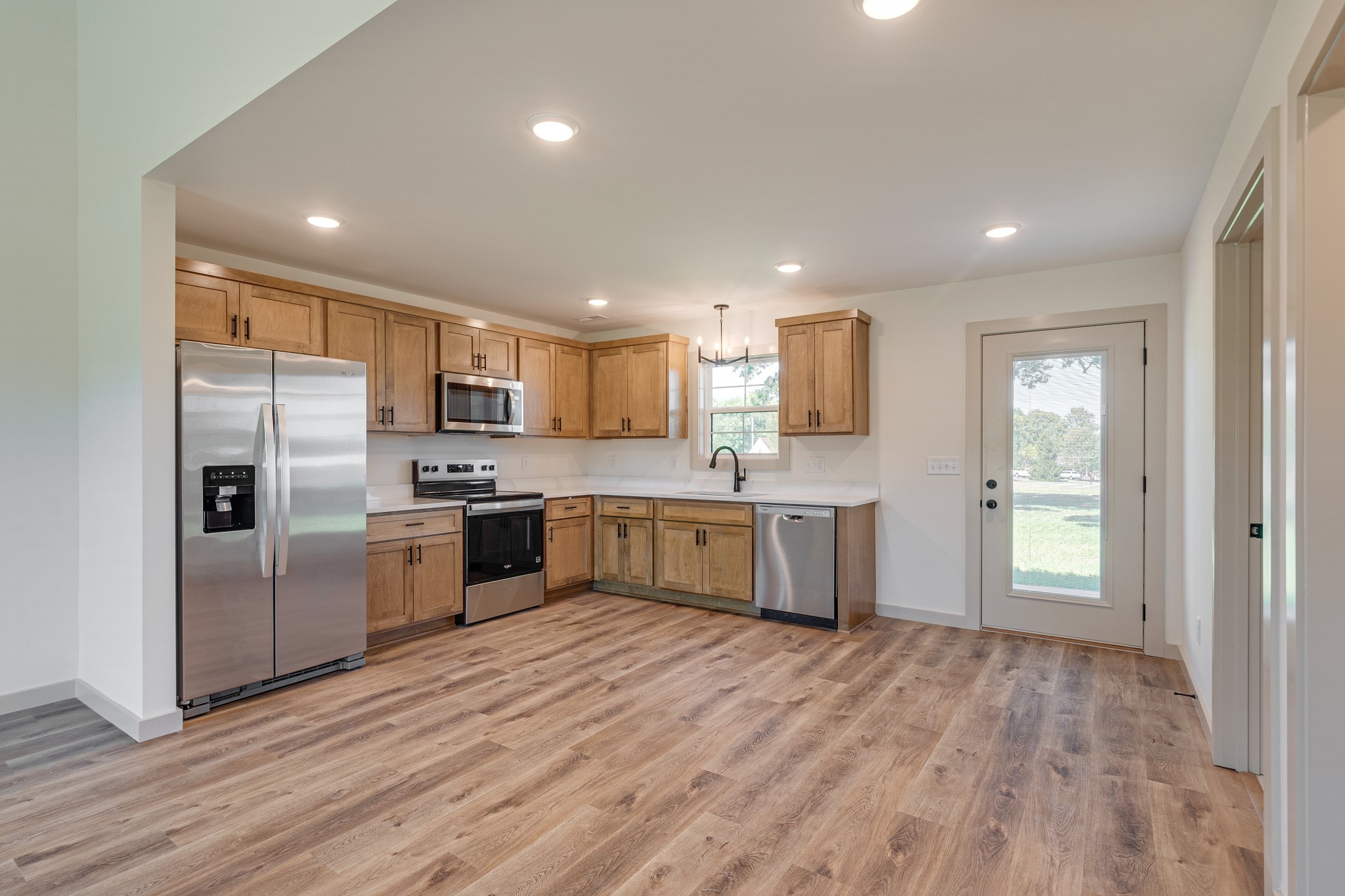 2306 Highway 76