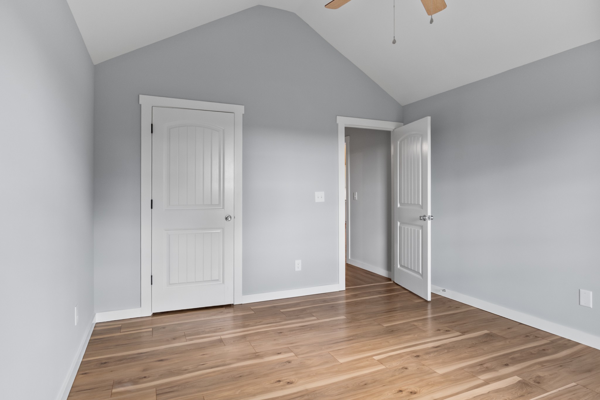 120 Freeland Rd