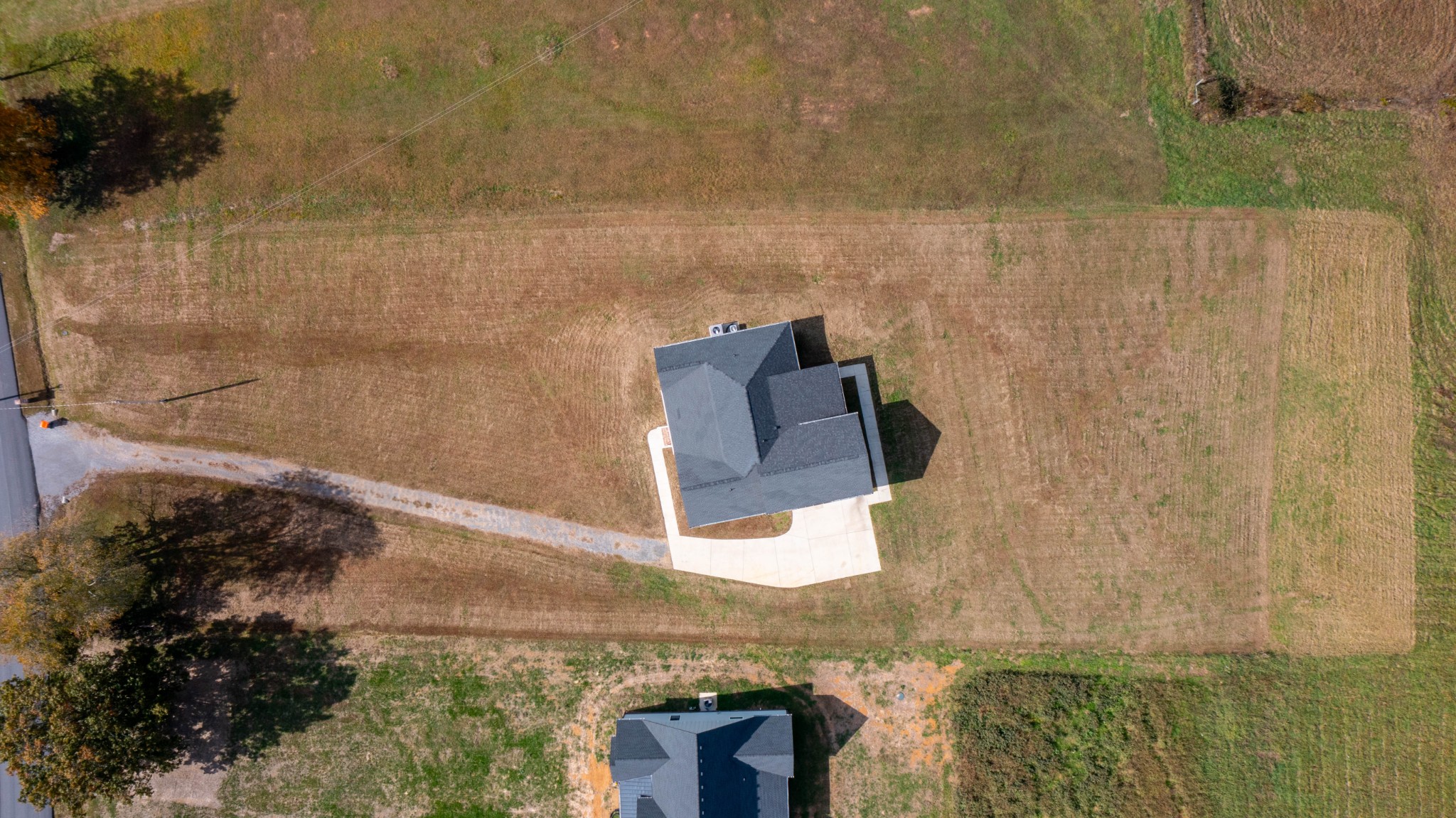 120 Freeland Rd