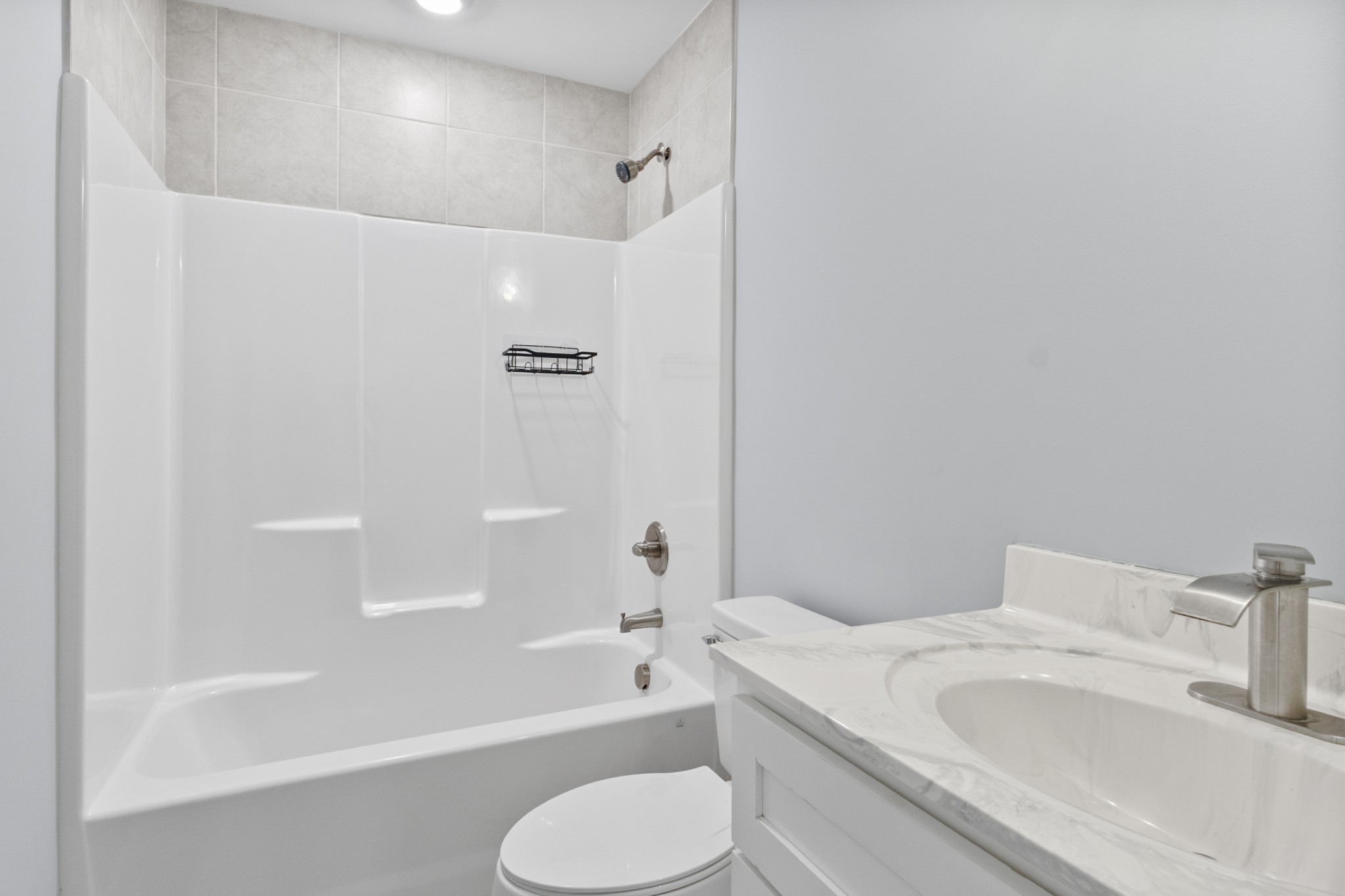 120 Freeland Rd