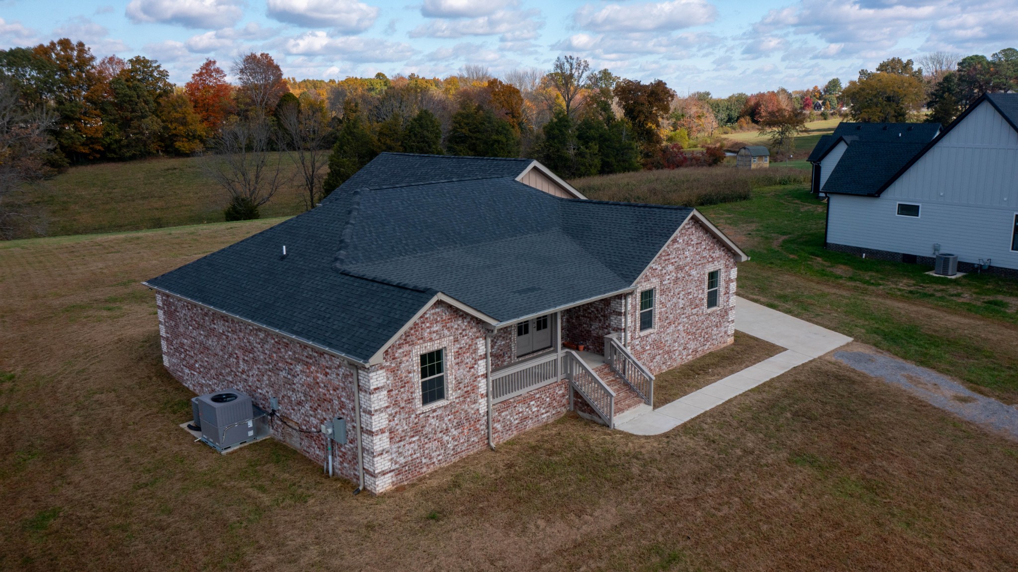 120 Freeland Rd