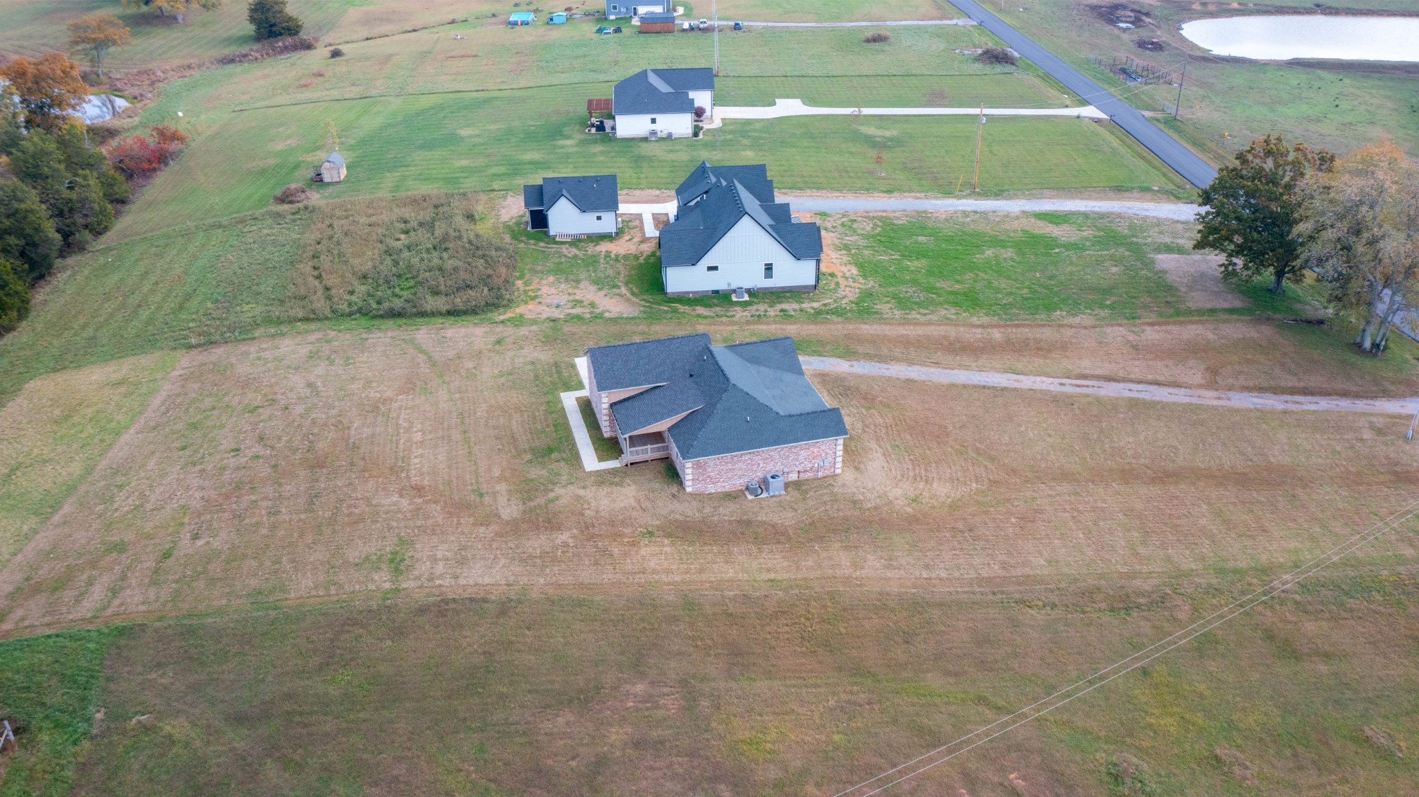 120 Freeland Rd