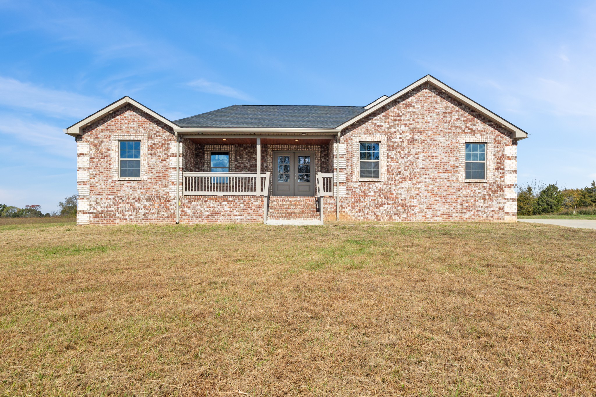 120 Freeland Rd