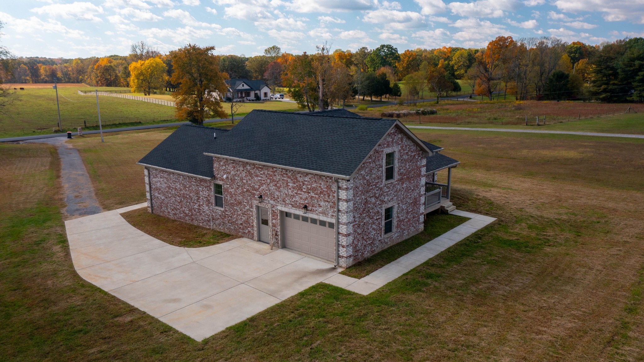 120 Freeland Rd