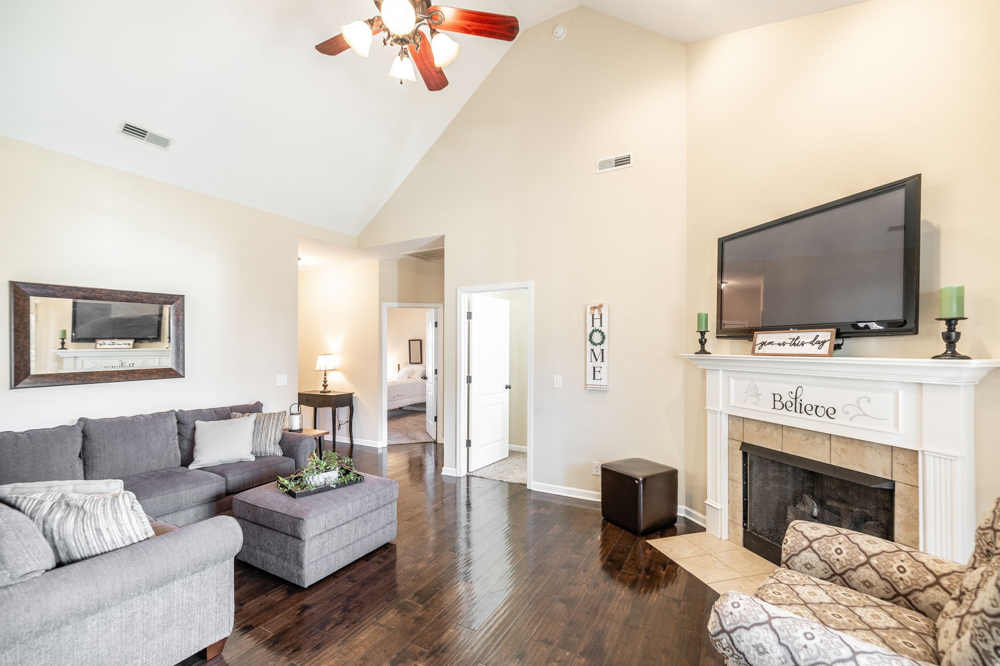 610 Indian Ridge Cir