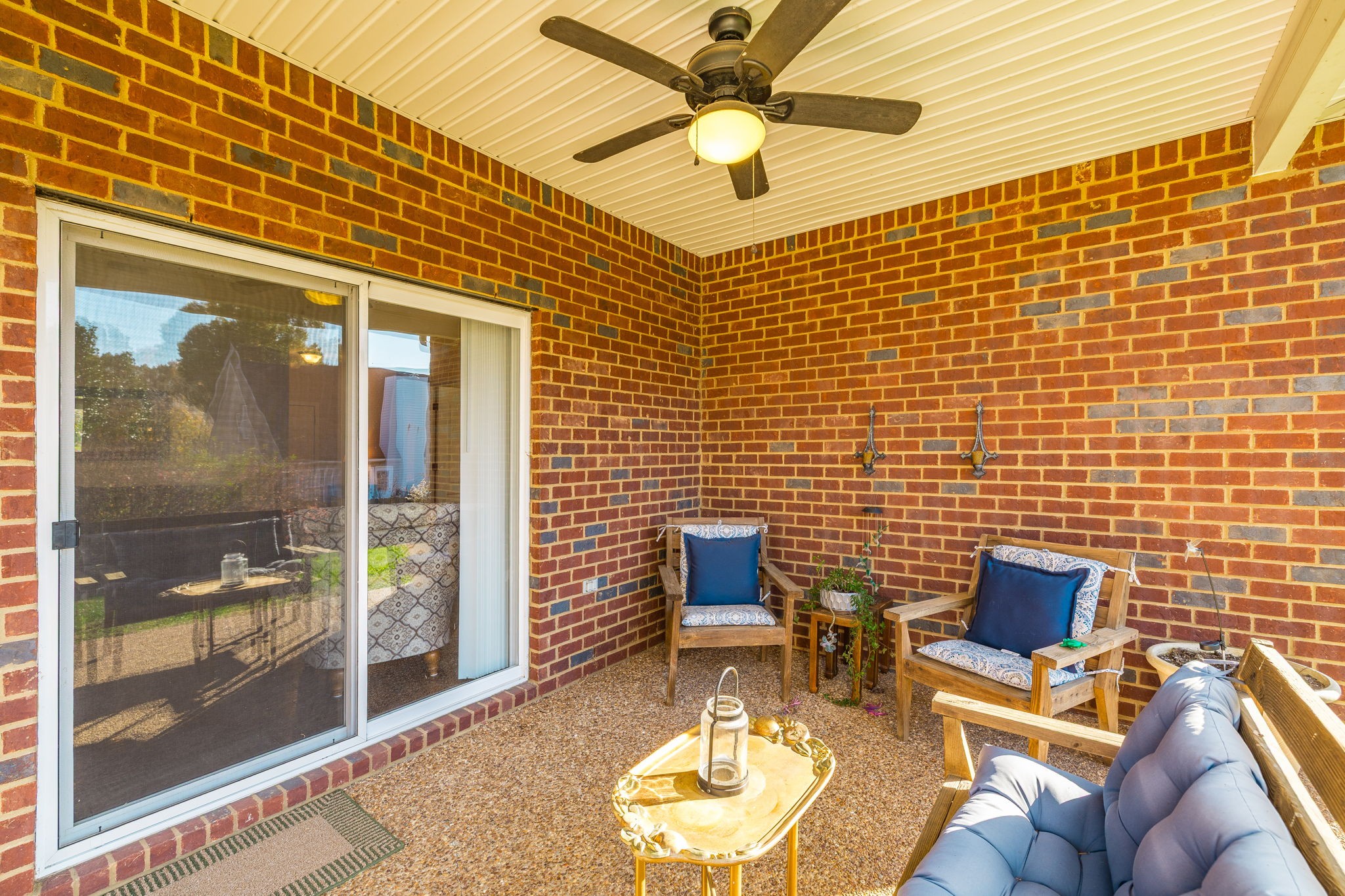 610 Indian Ridge Cir