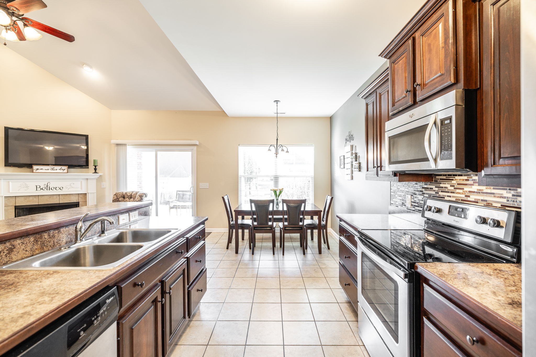 610 Indian Ridge Cir
