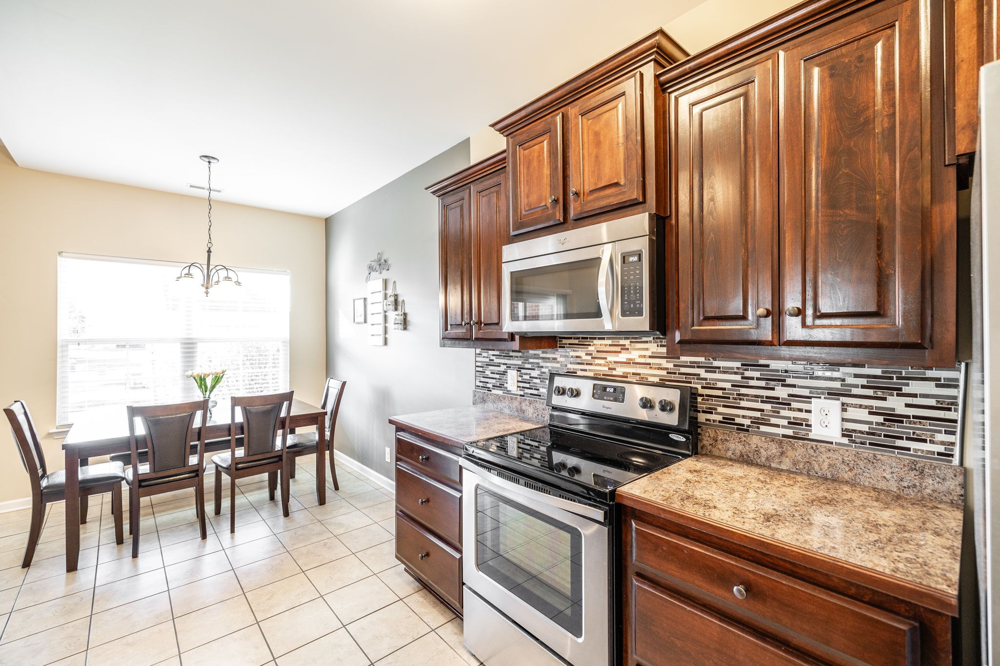 610 Indian Ridge Cir