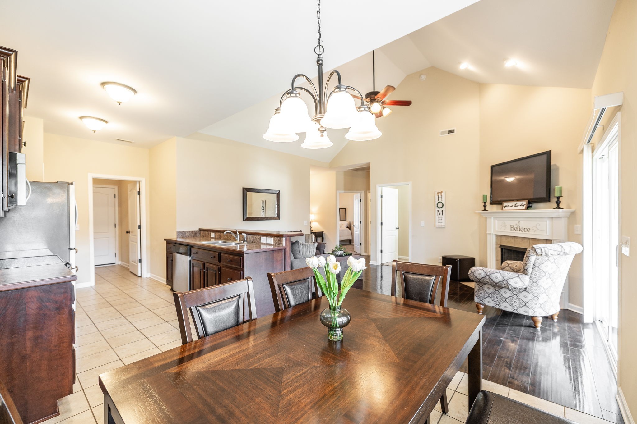 610 Indian Ridge Cir