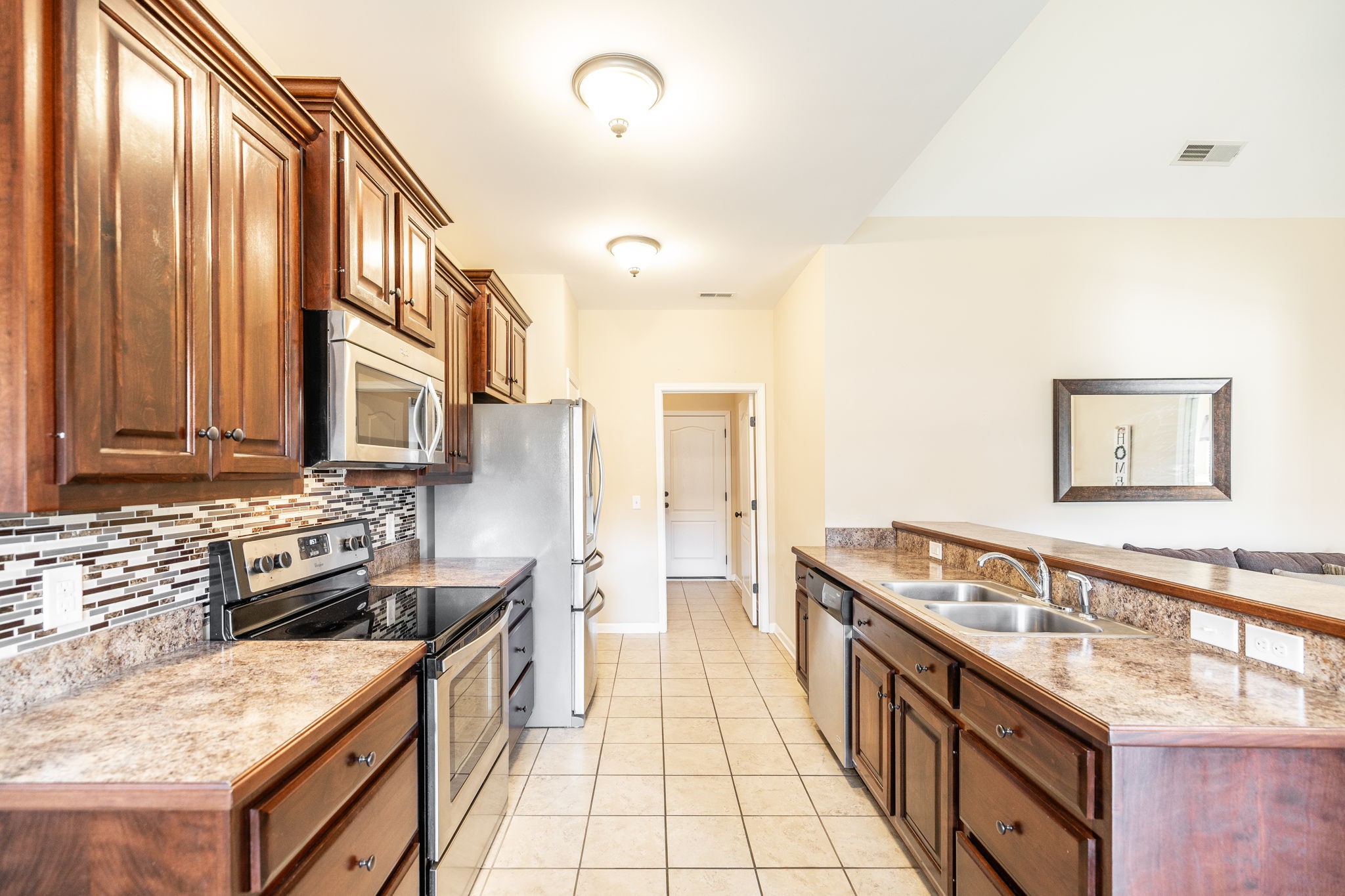 610 Indian Ridge Cir