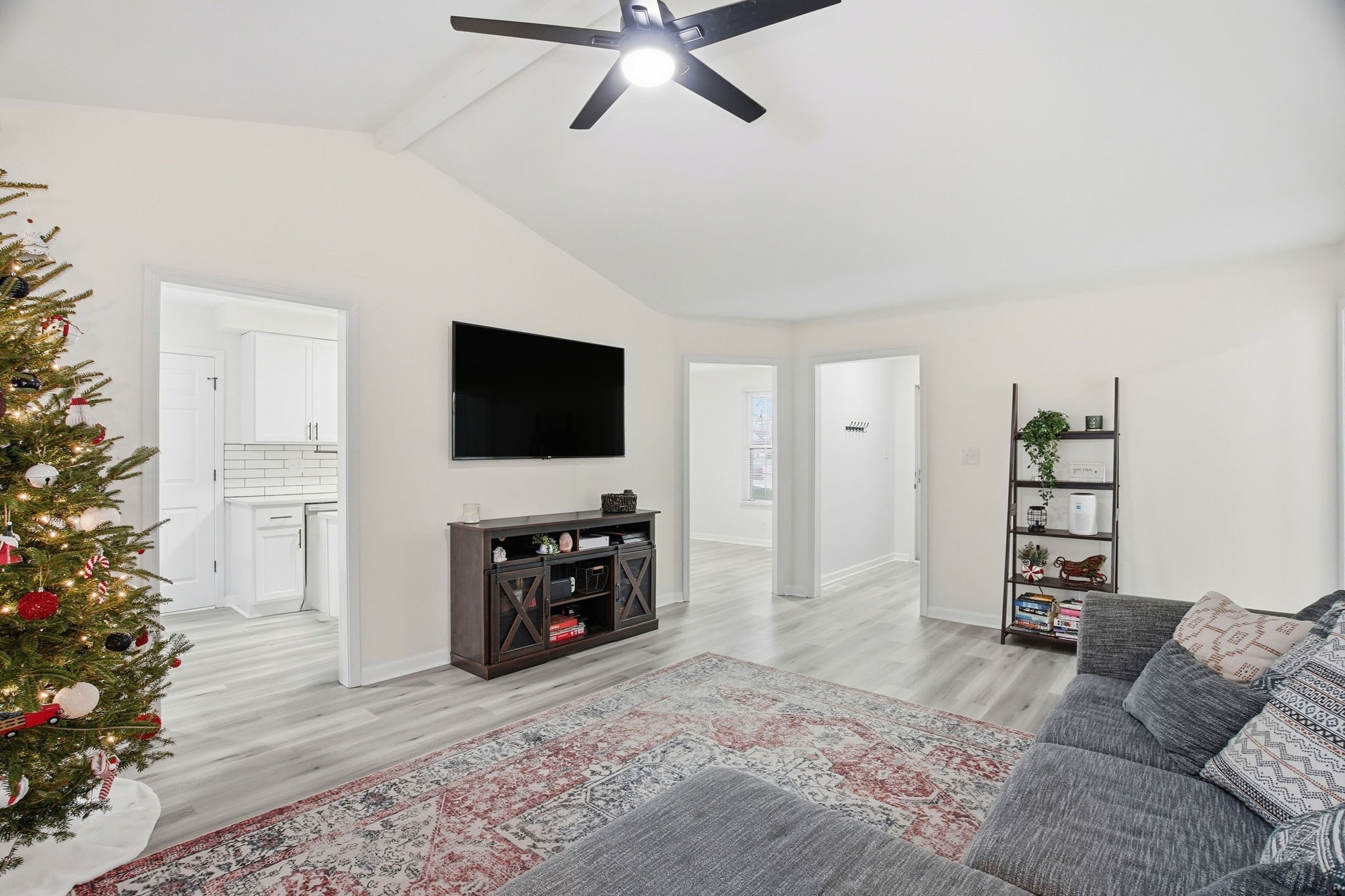 104 Nuthatch Cir
