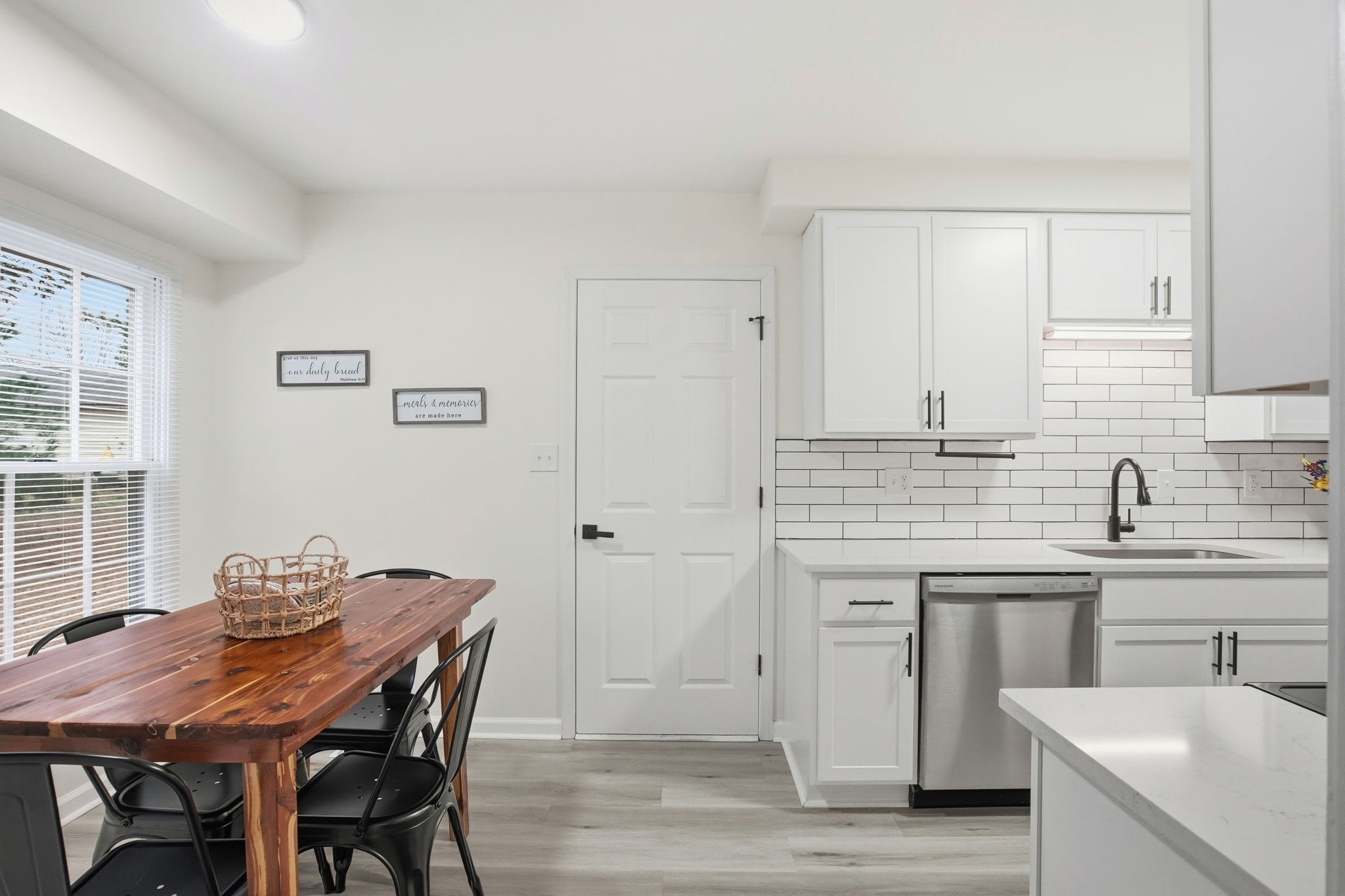 104 Nuthatch Cir
