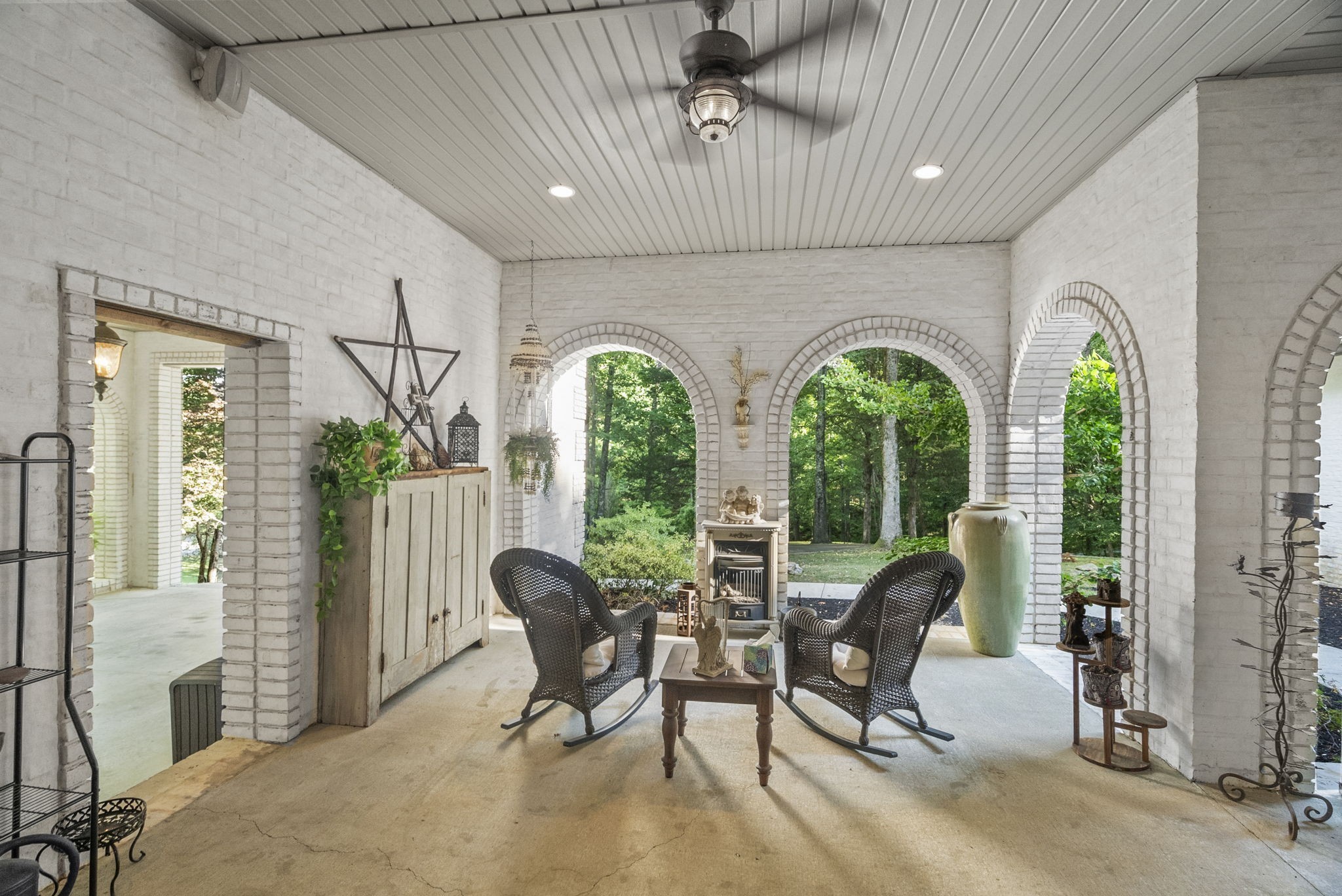 144A Dogwood Springs Dr