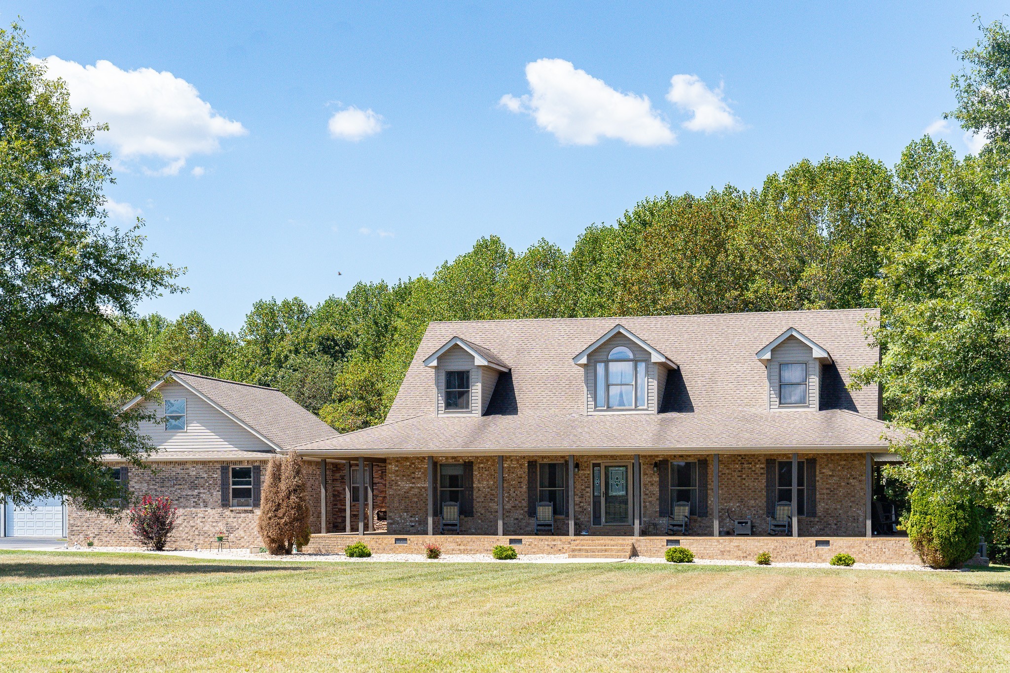 1243 Cave Hill Rd