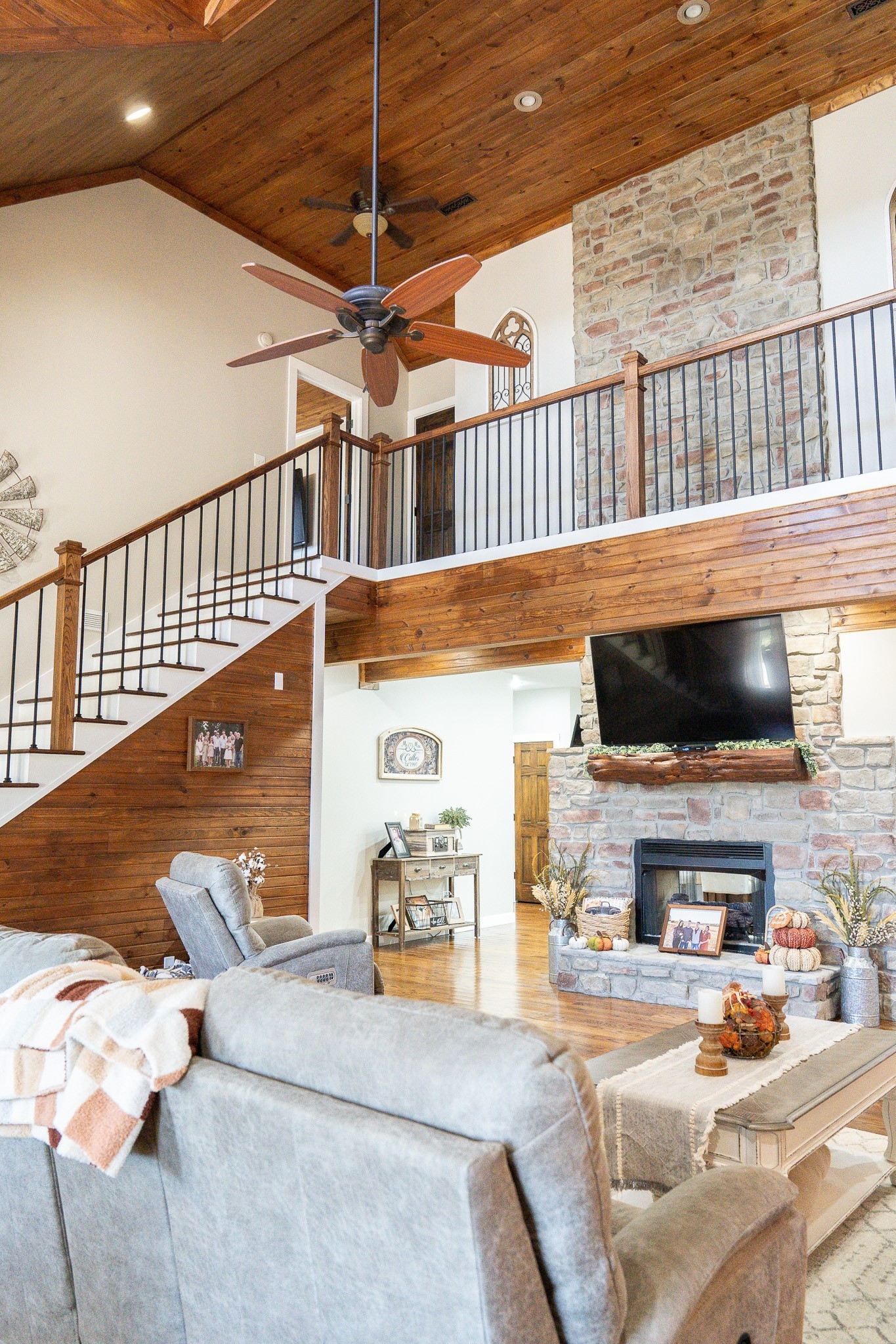 1243 Cave Hill Rd
