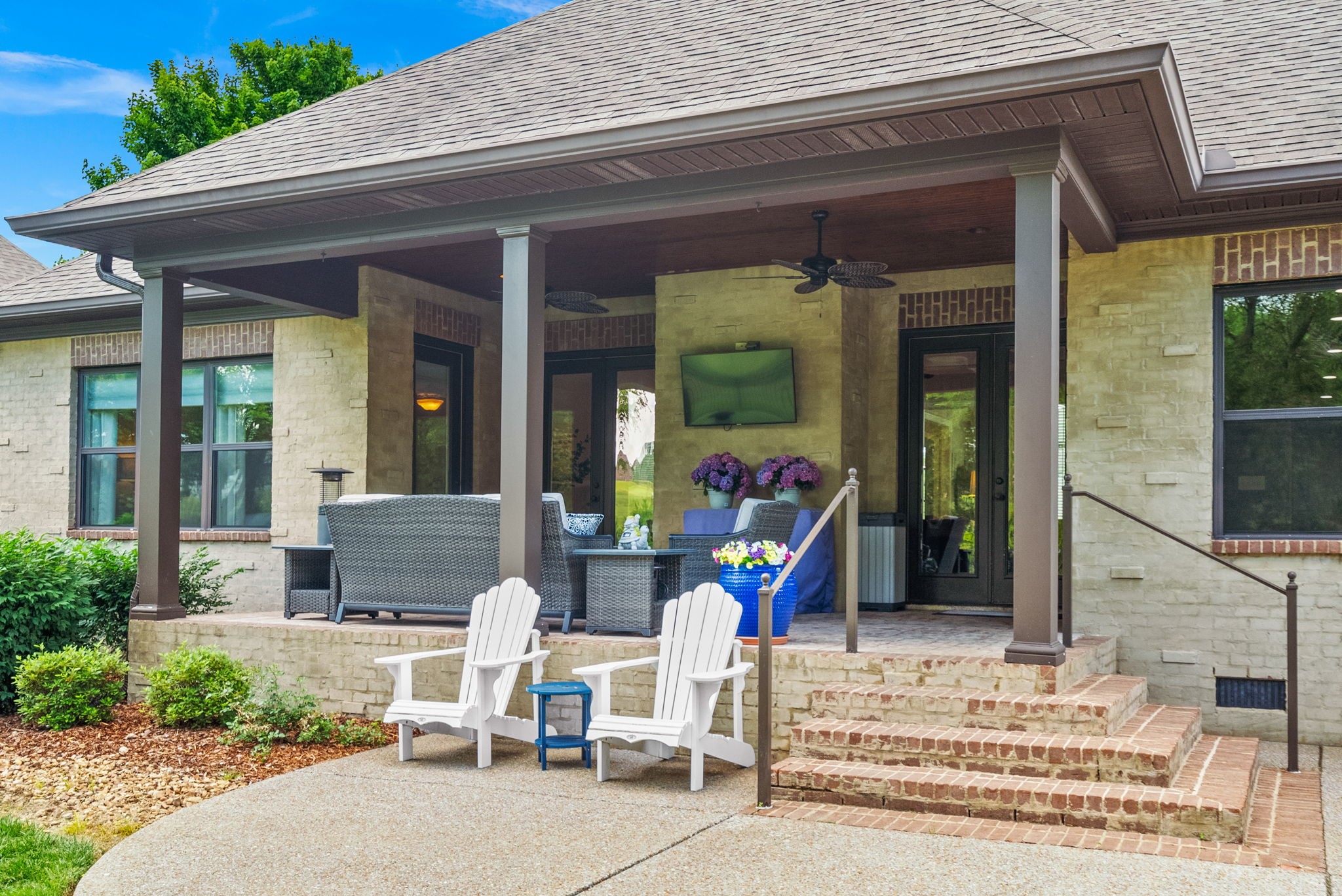 1606 Boardwalk Pl