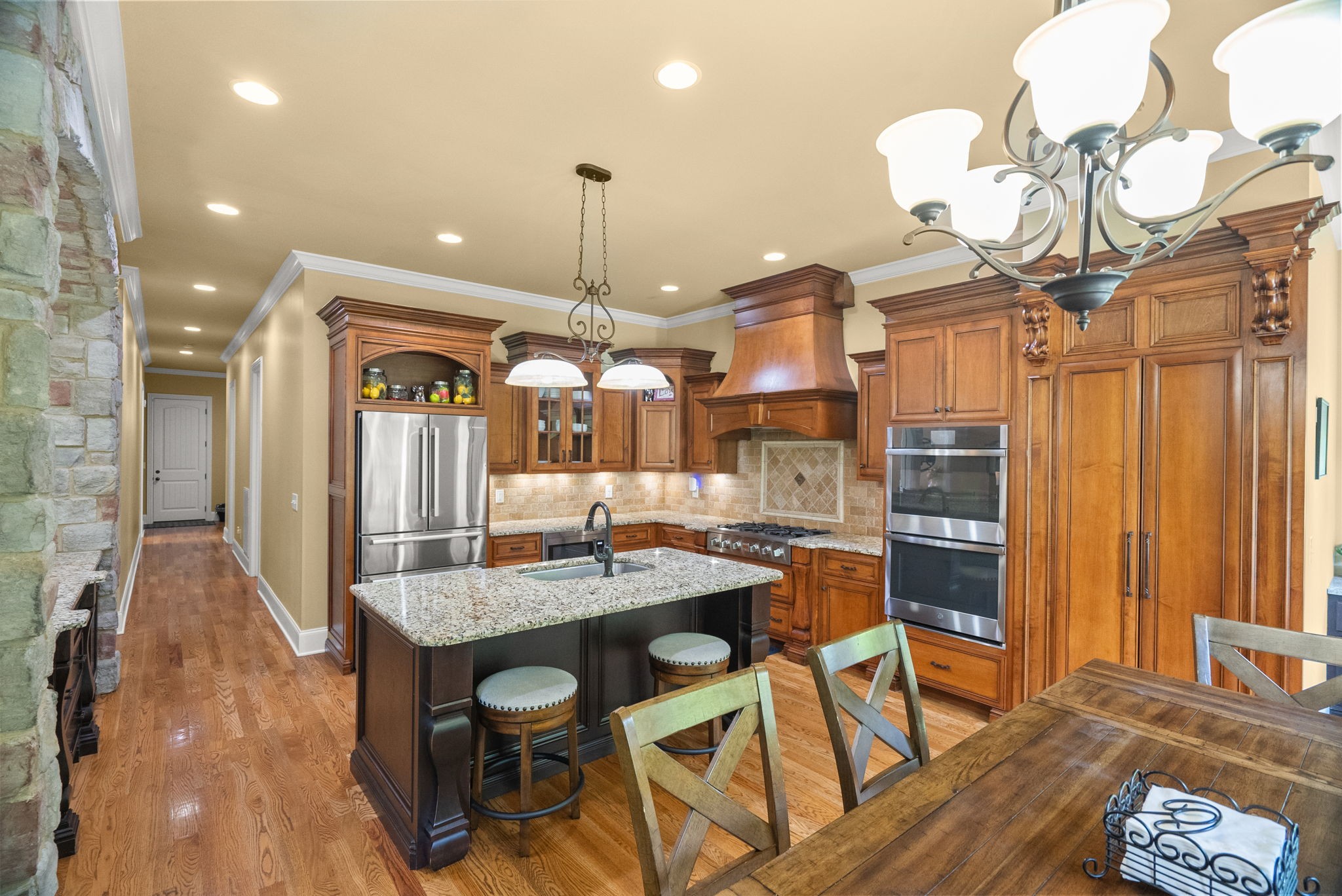 1606 Boardwalk Pl