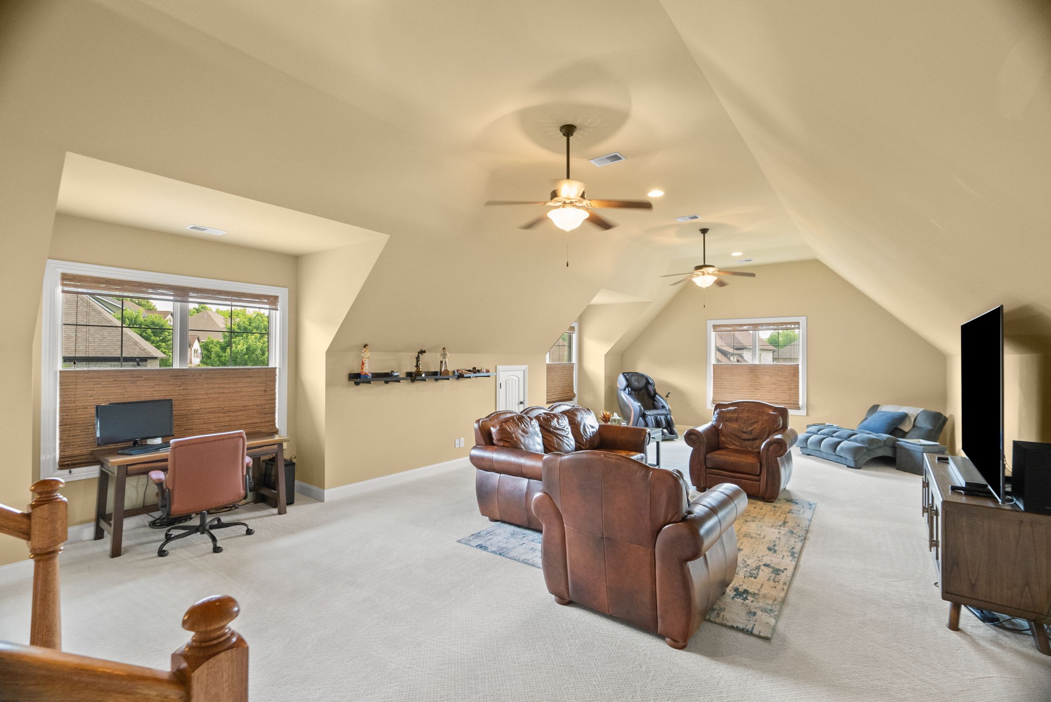1606 Boardwalk Pl