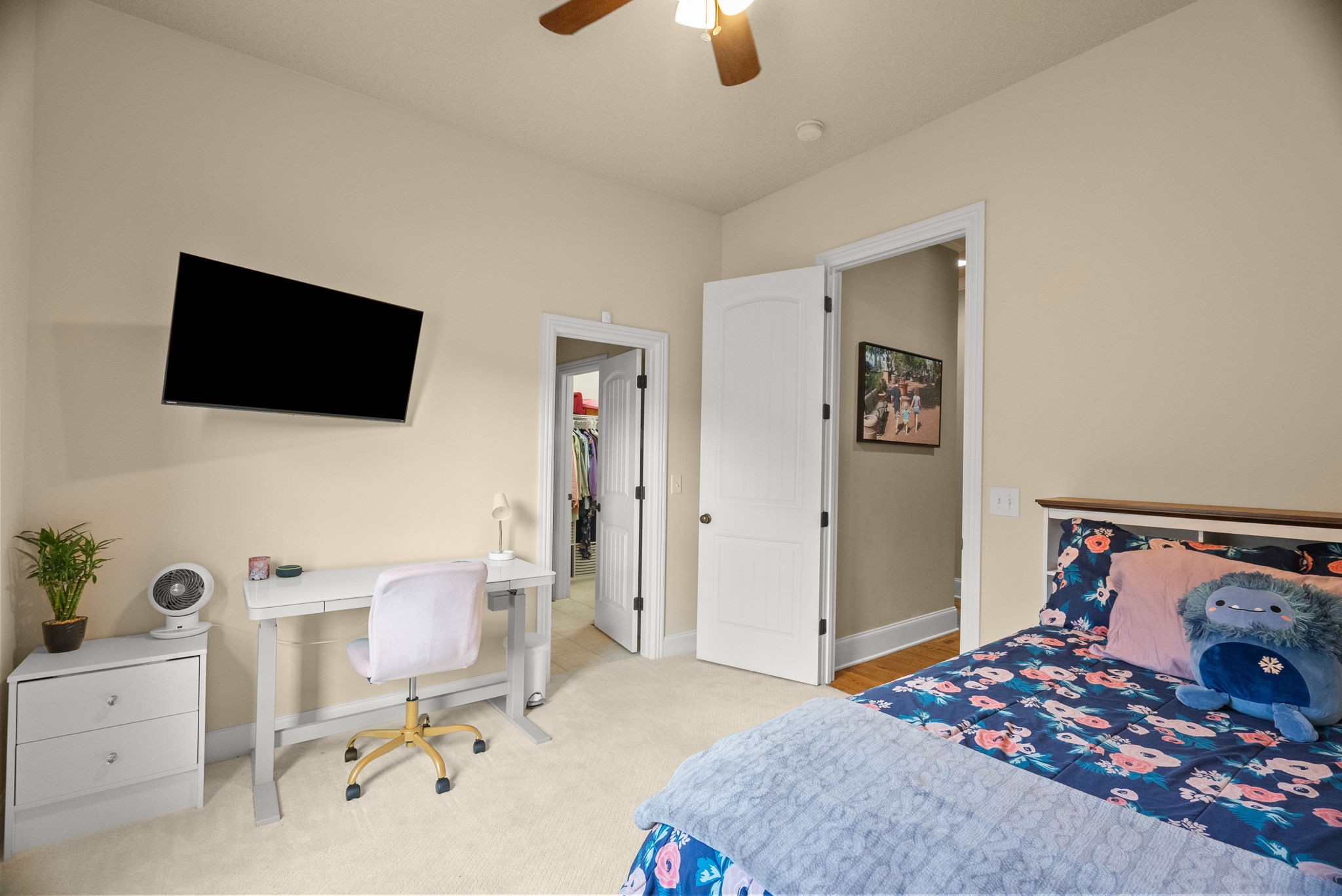 1606 Boardwalk Pl