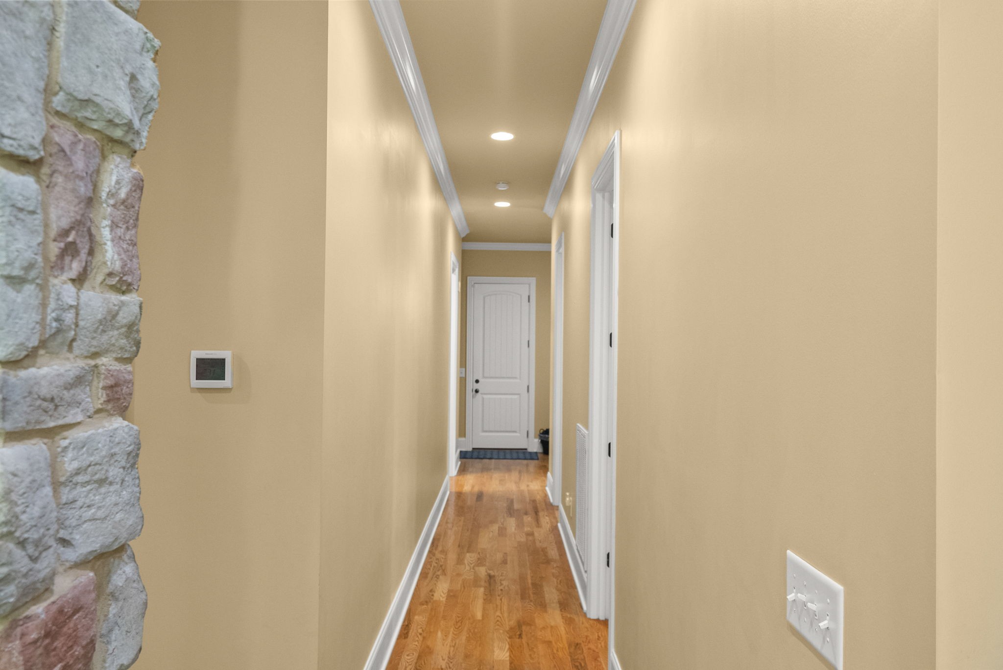 1606 Boardwalk Pl