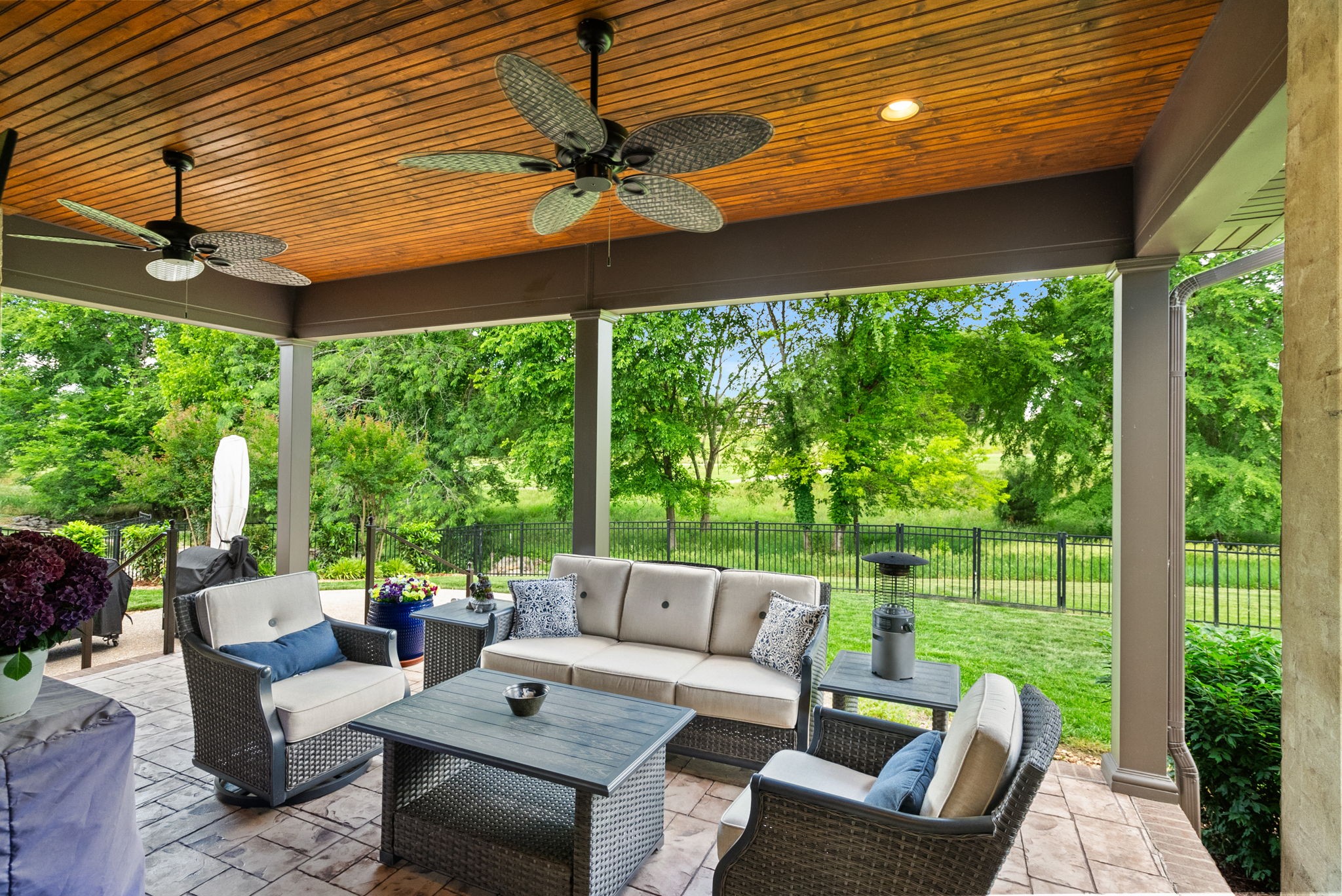 1606 Boardwalk Pl