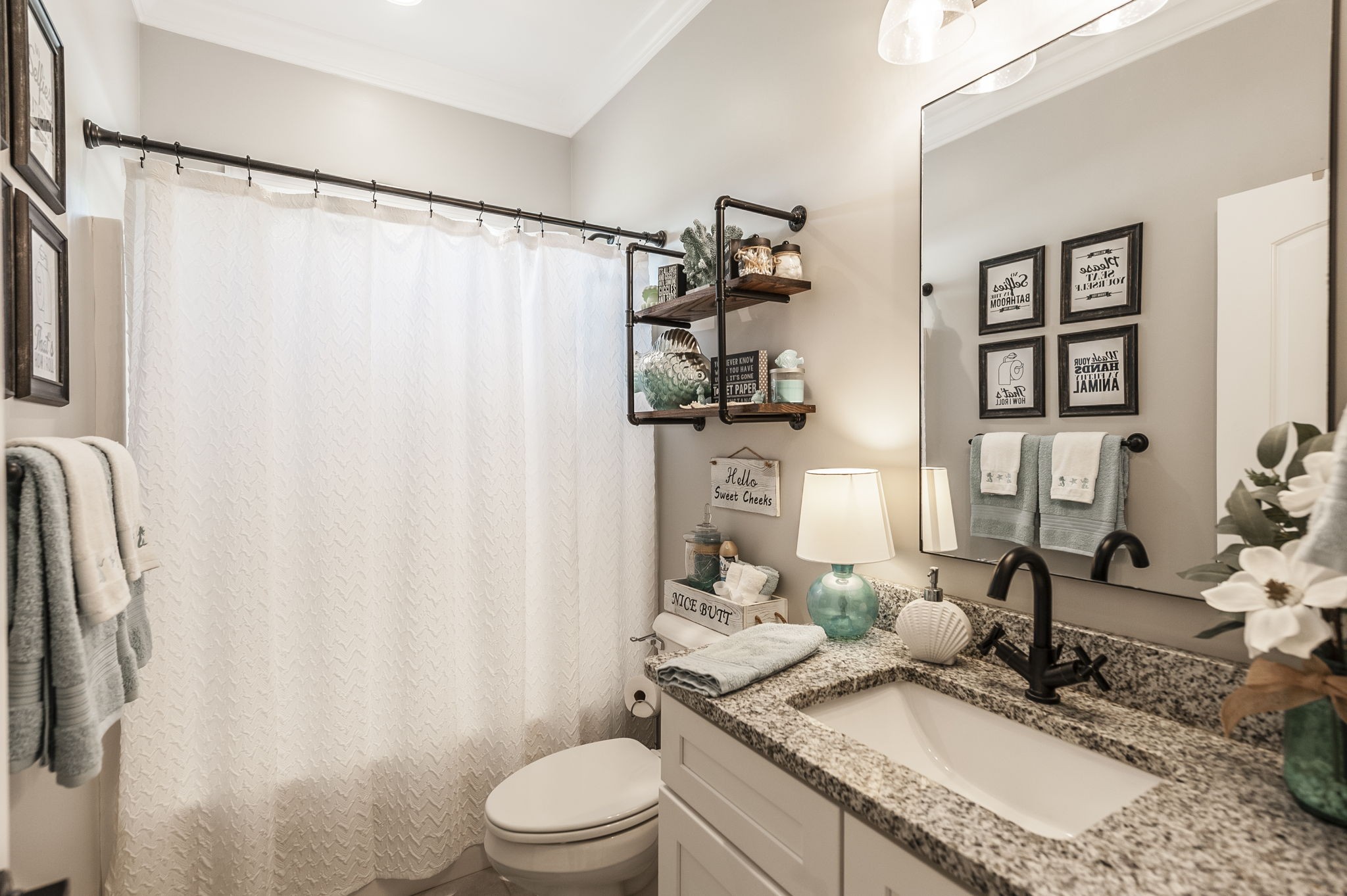 145 Bloomsbury Dr