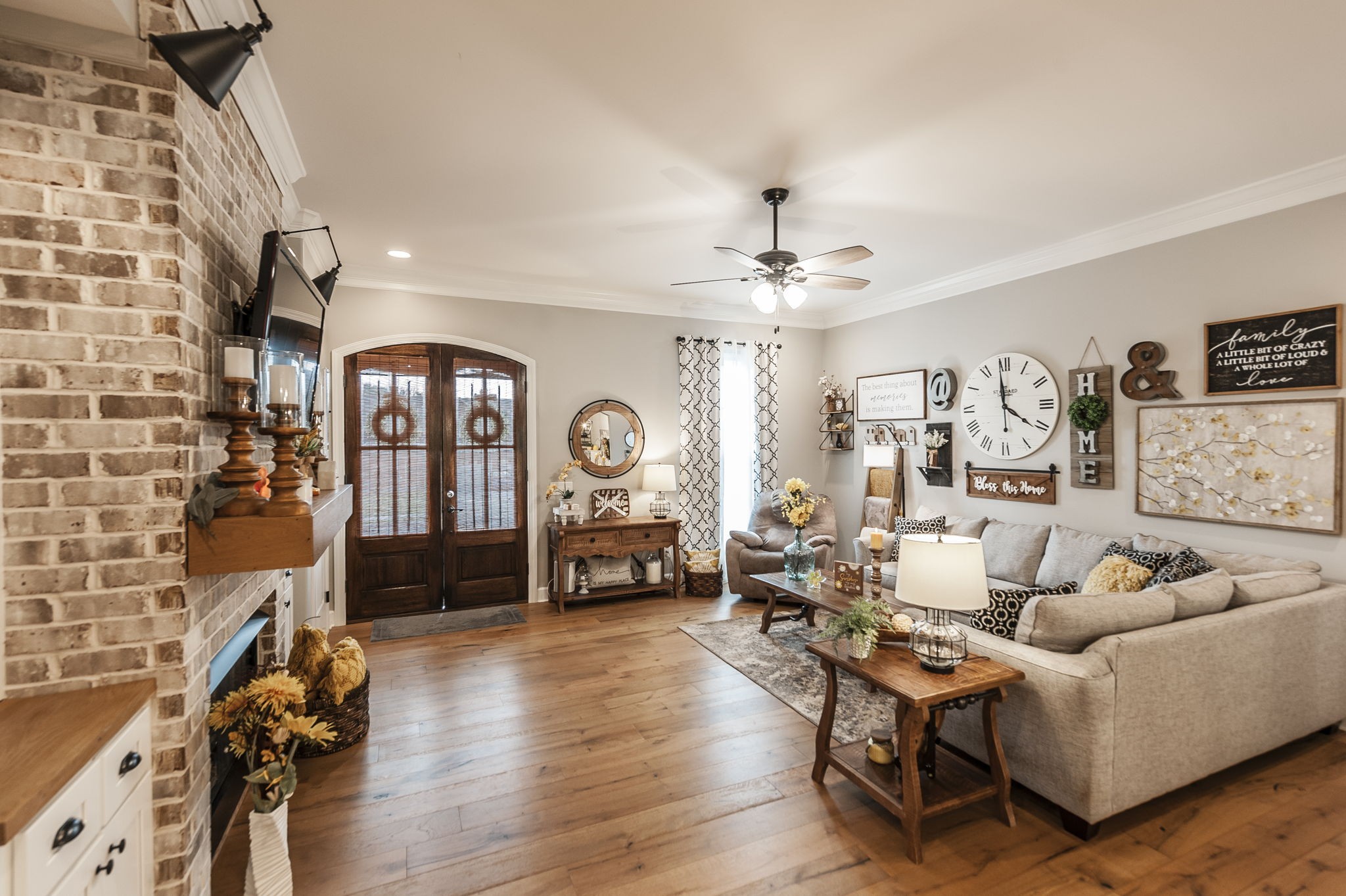 145 Bloomsbury Dr