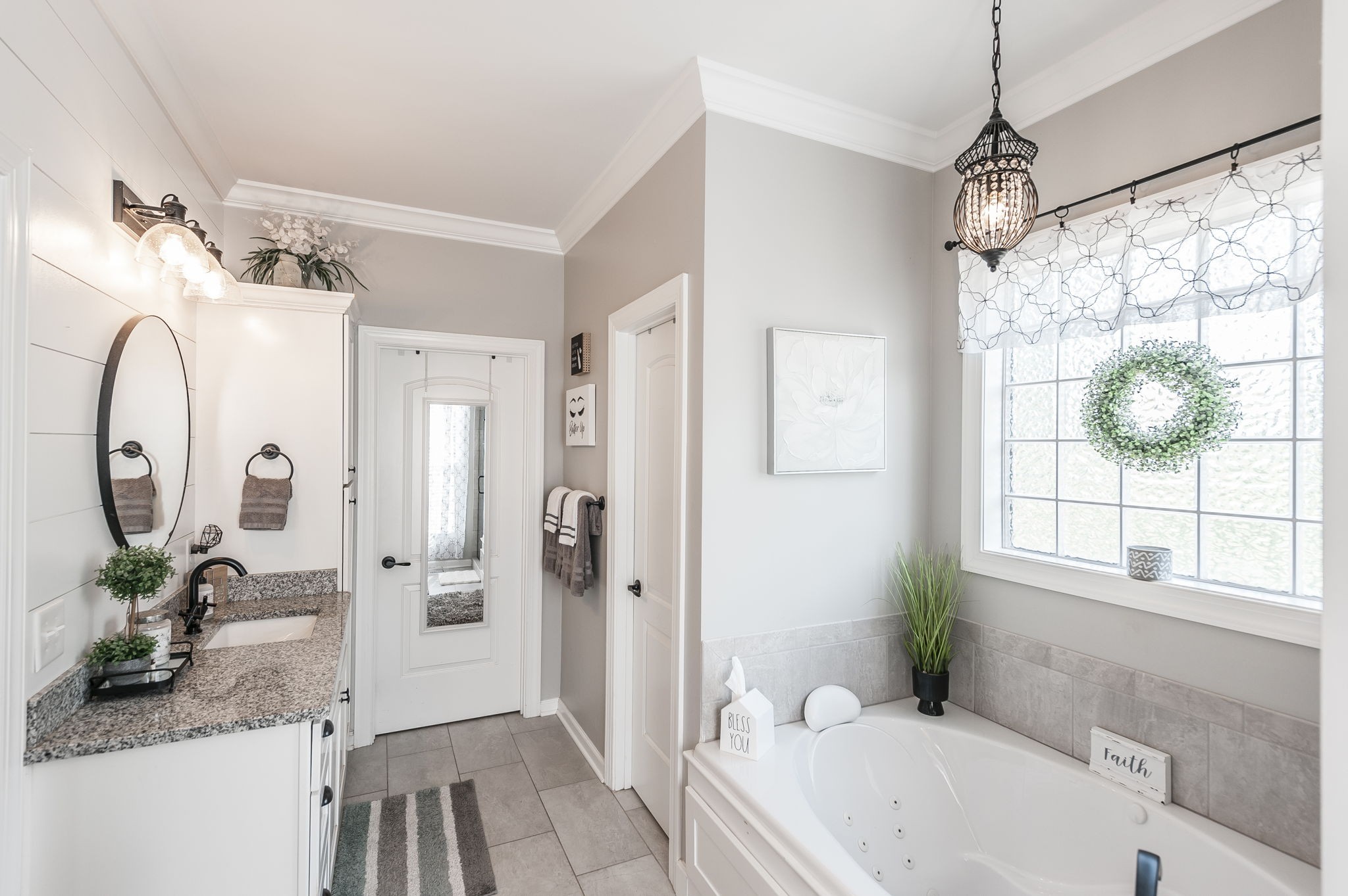 145 Bloomsbury Dr