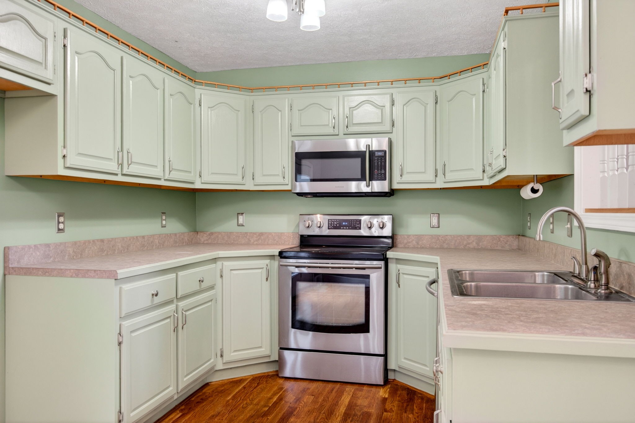 128 Cody Ct