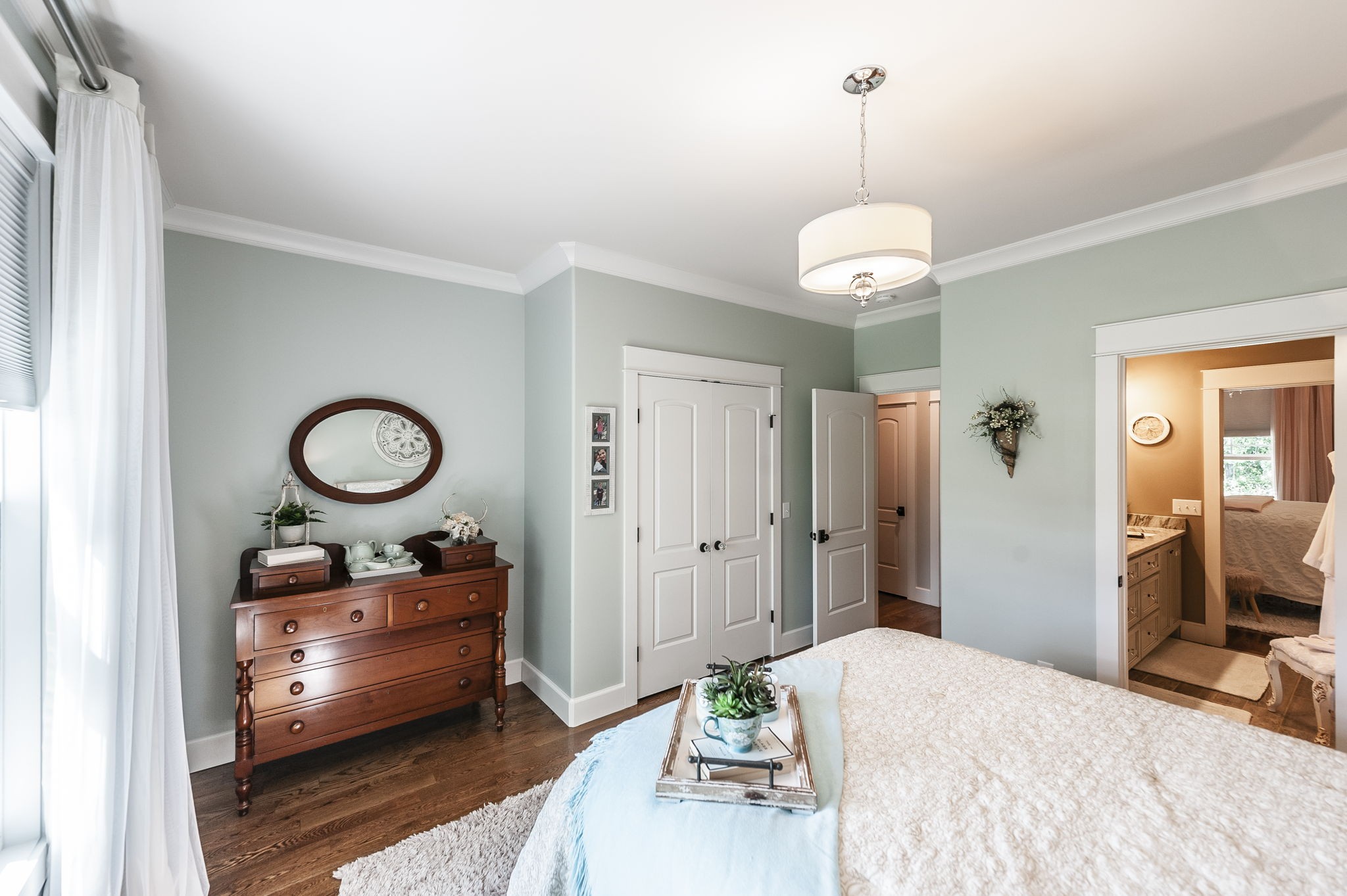 135 Bloomsbury Dr