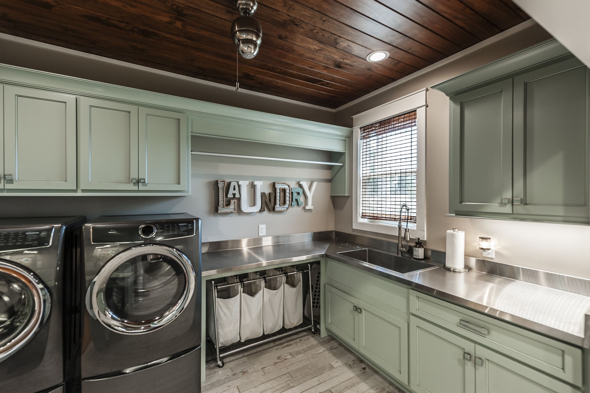 135 Bloomsbury Dr