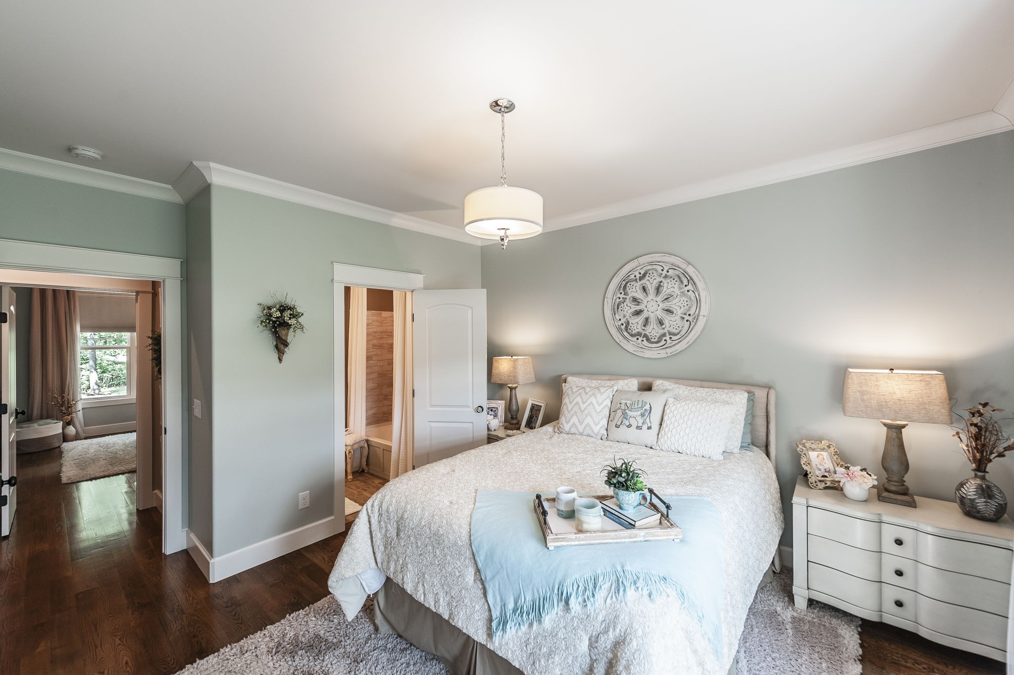 135 Bloomsbury Dr