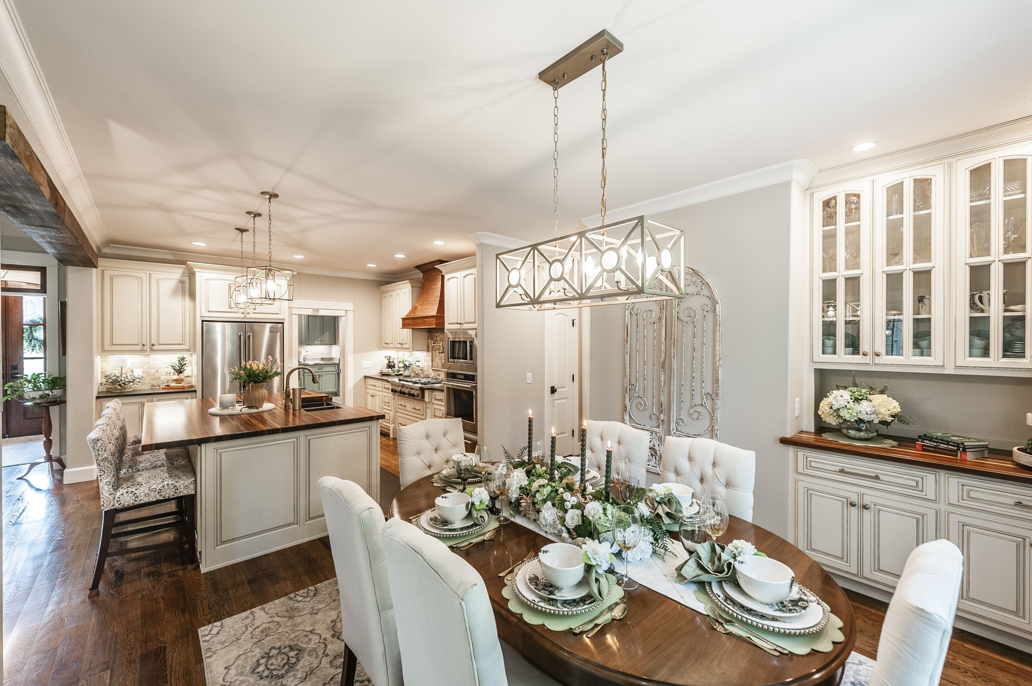 135 Bloomsbury Dr