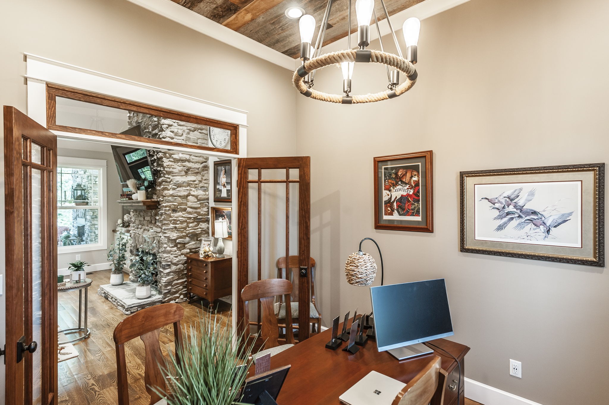 135 Bloomsbury Dr