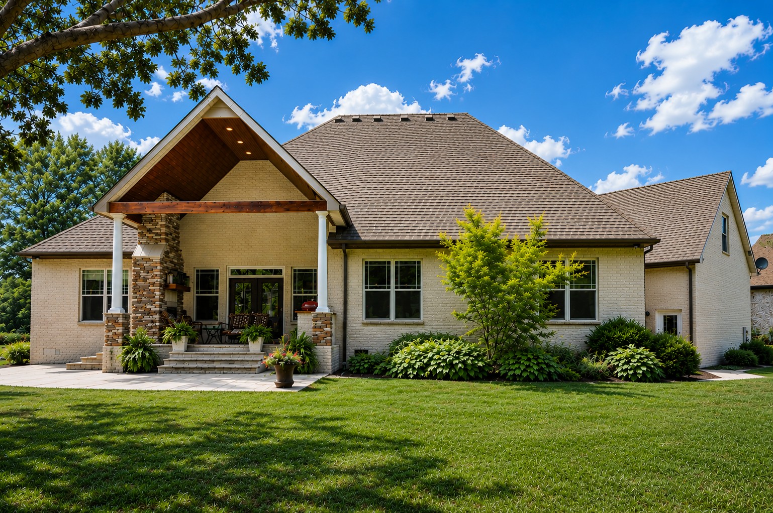 135 Bloomsbury Dr