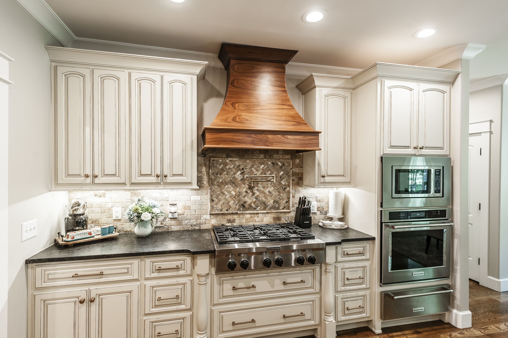 135 Bloomsbury Dr