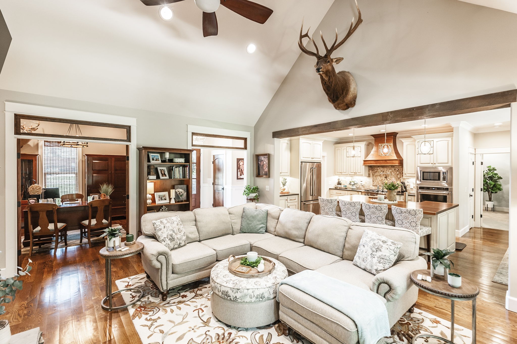 135 Bloomsbury Dr