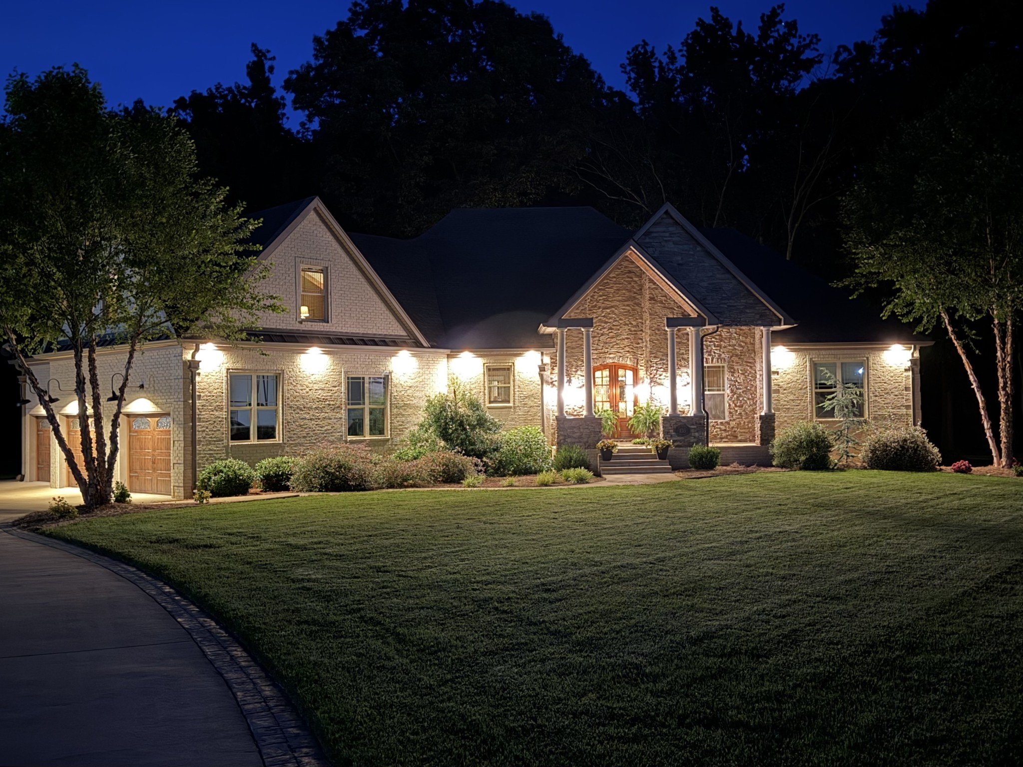 135 Bloomsbury Dr