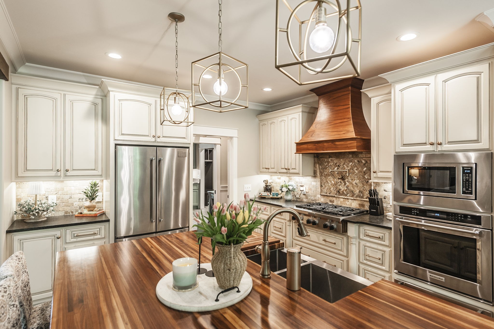 135 Bloomsbury Dr