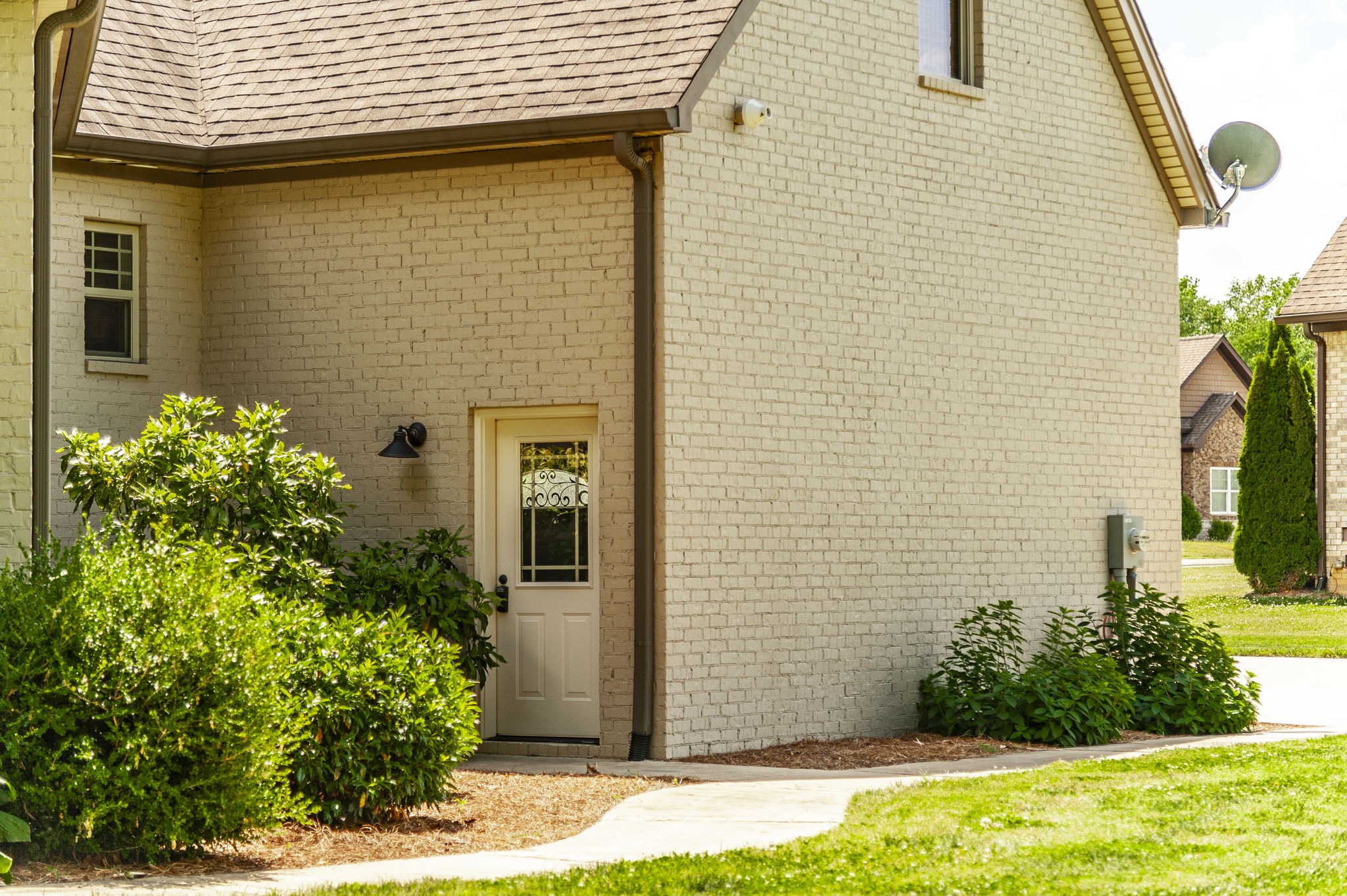 135 Bloomsbury Dr