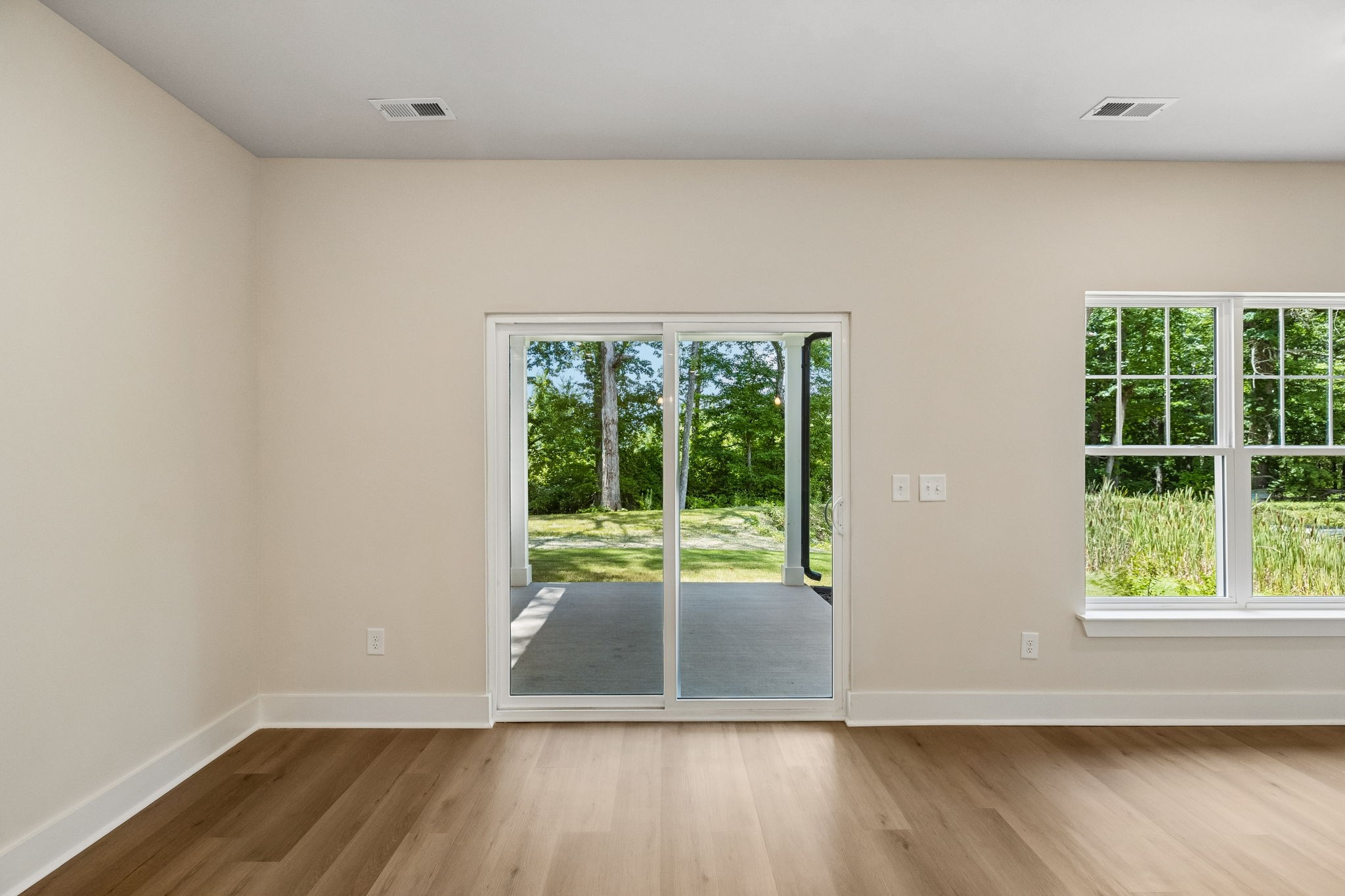 1052 Stagecoach Dr