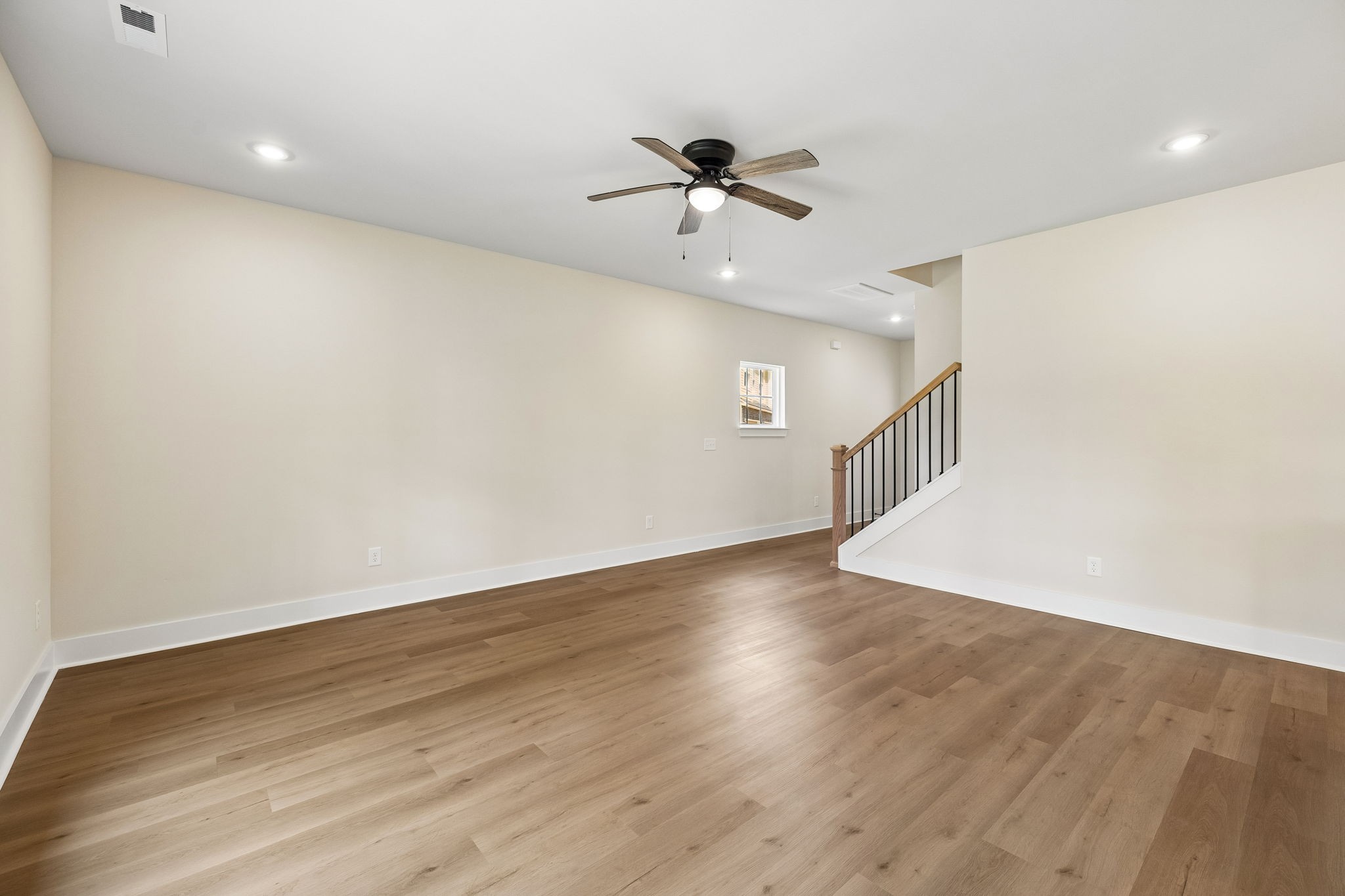 1052 Stagecoach Dr