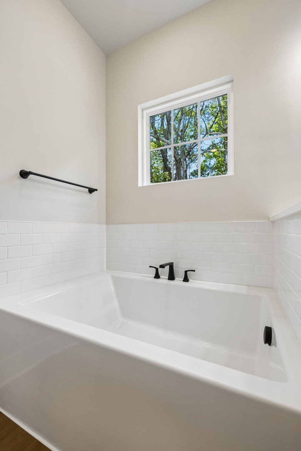 1052 Stagecoach Dr