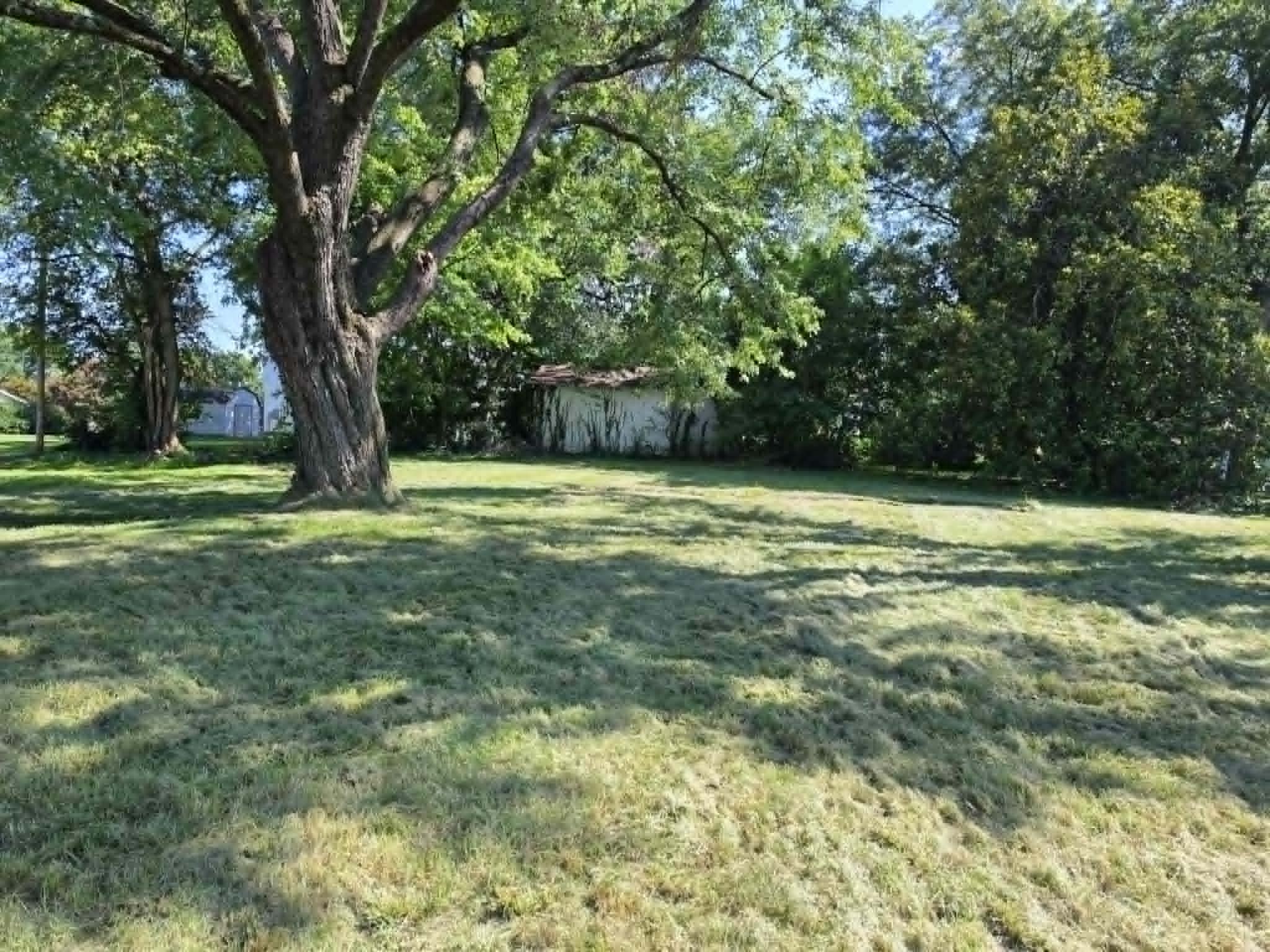 408 Cemetery St