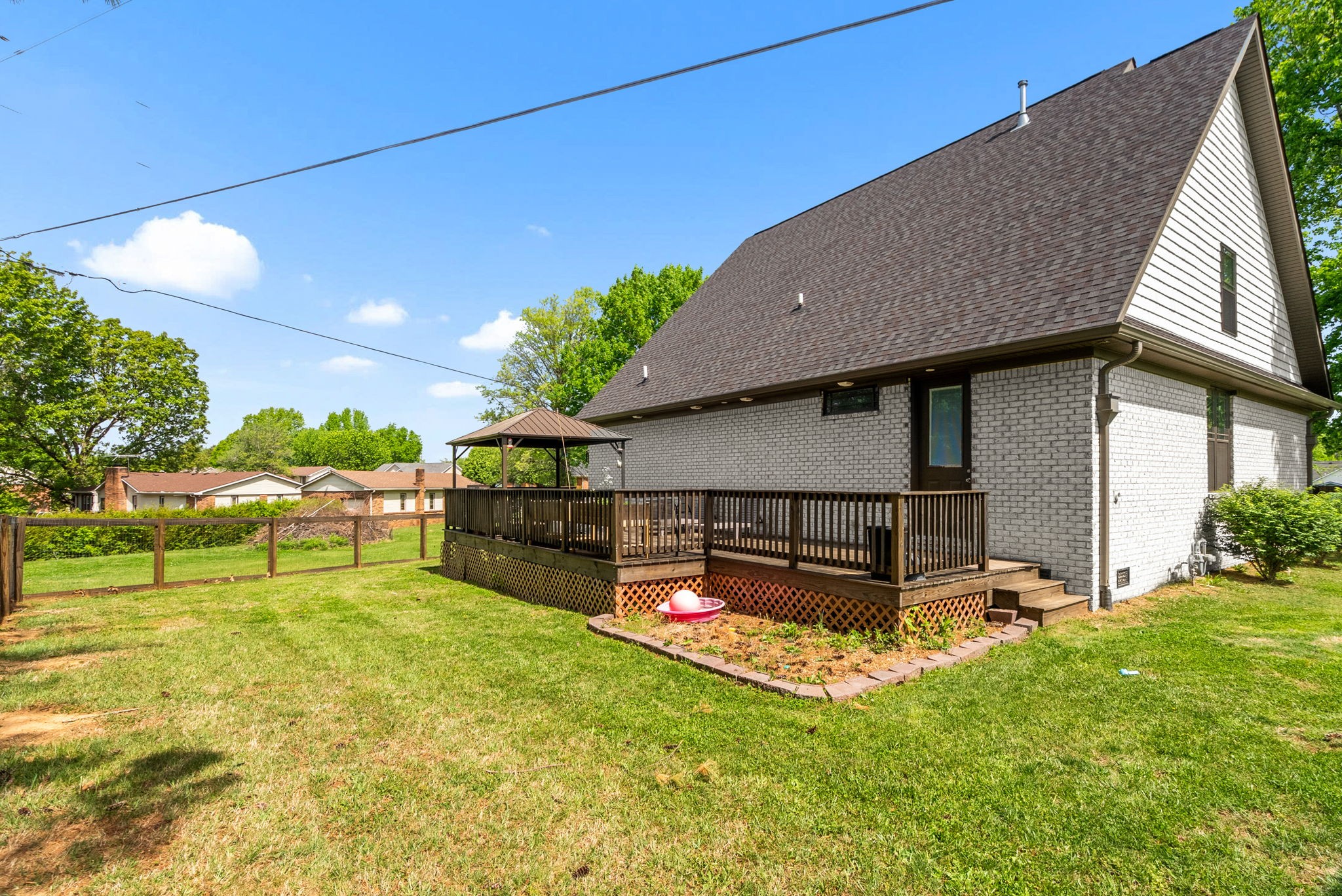 205 Dew Drop Dr