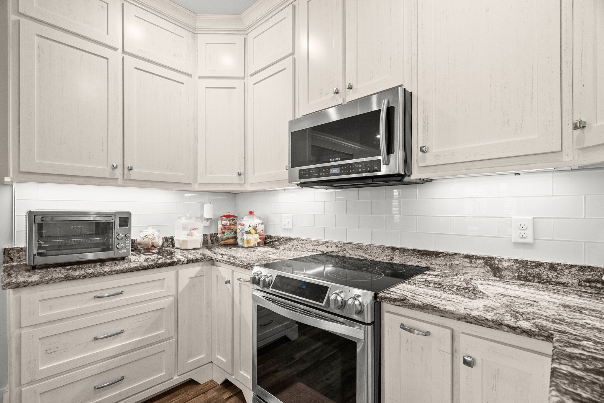 205 Dew Drop Dr