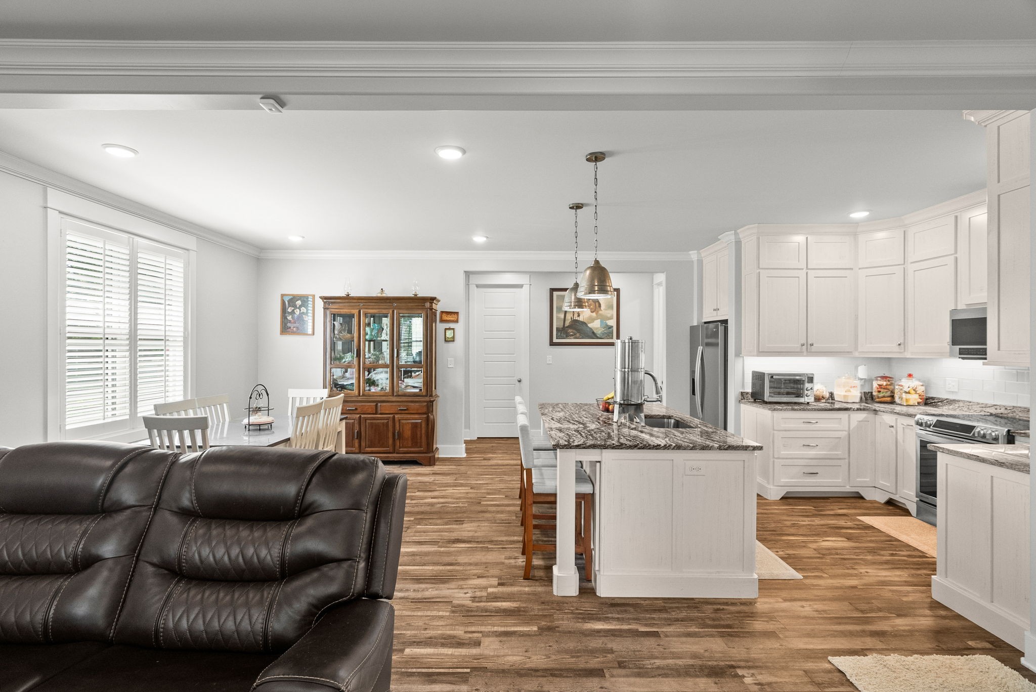 205 Dew Drop Dr