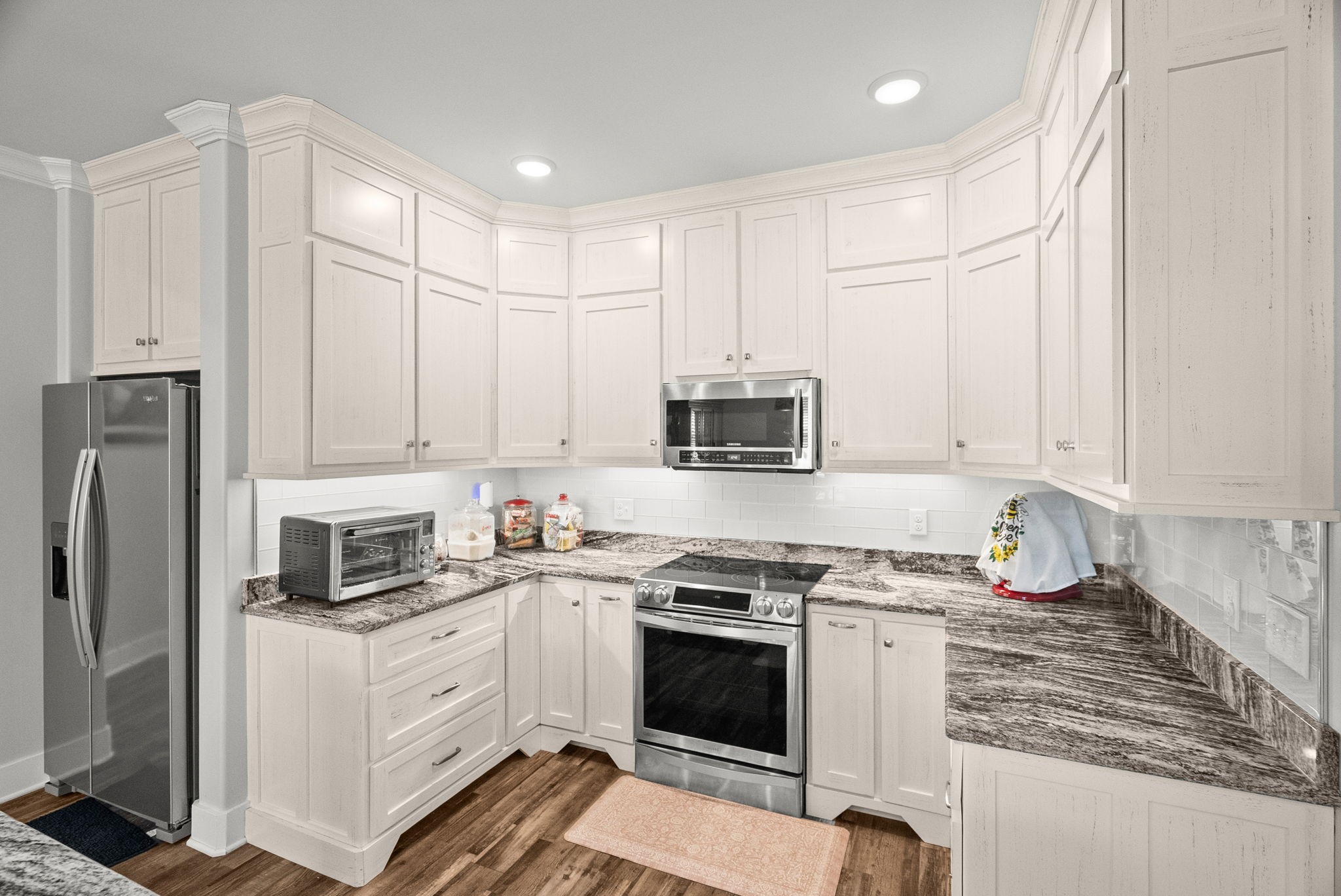 205 Dew Drop Dr