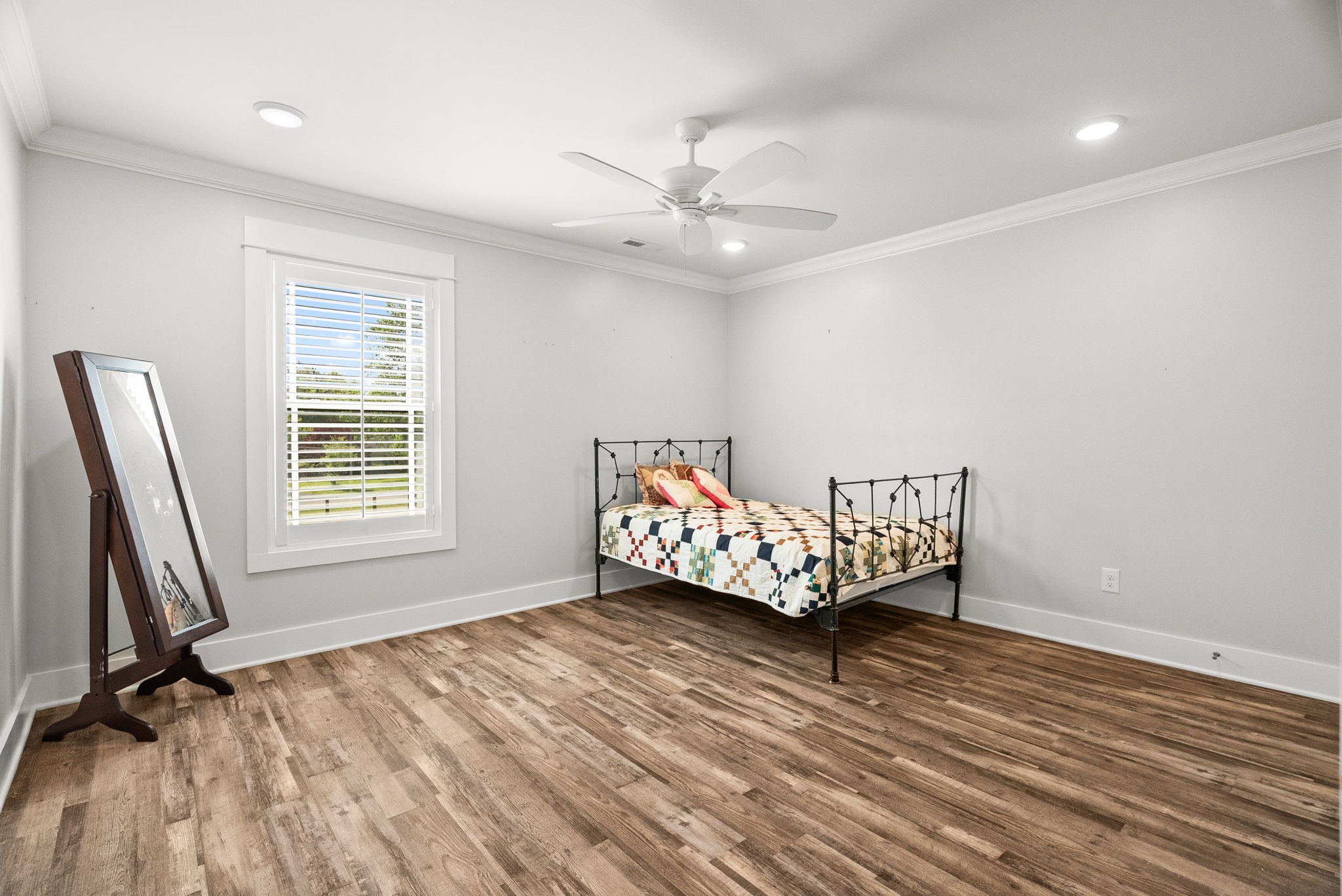 205 Dew Drop Dr