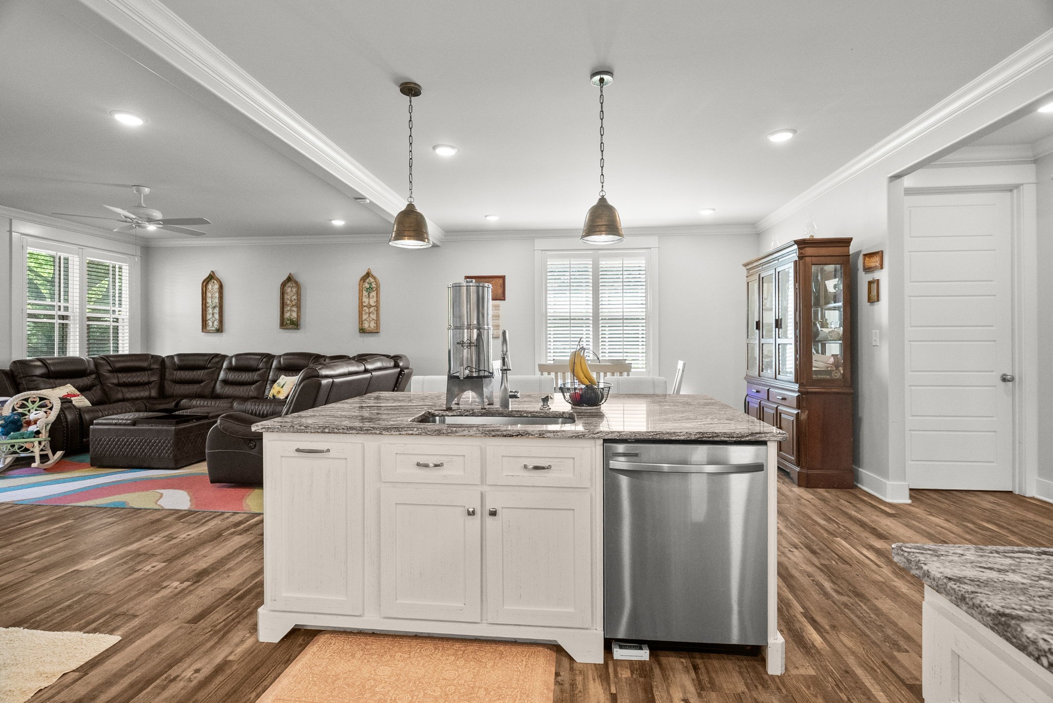 205 Dew Drop Dr